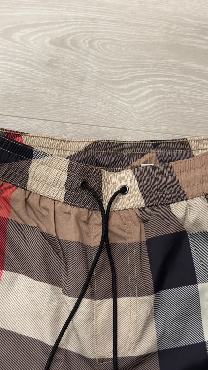 Burberry Check Shorts - photo 3