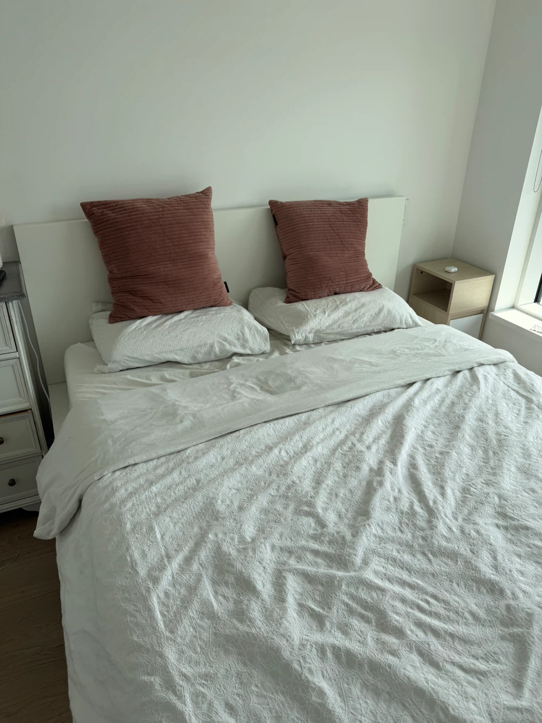 IKEA MALM White Bed Frame with 2 Drawers (Queen) - photo 2