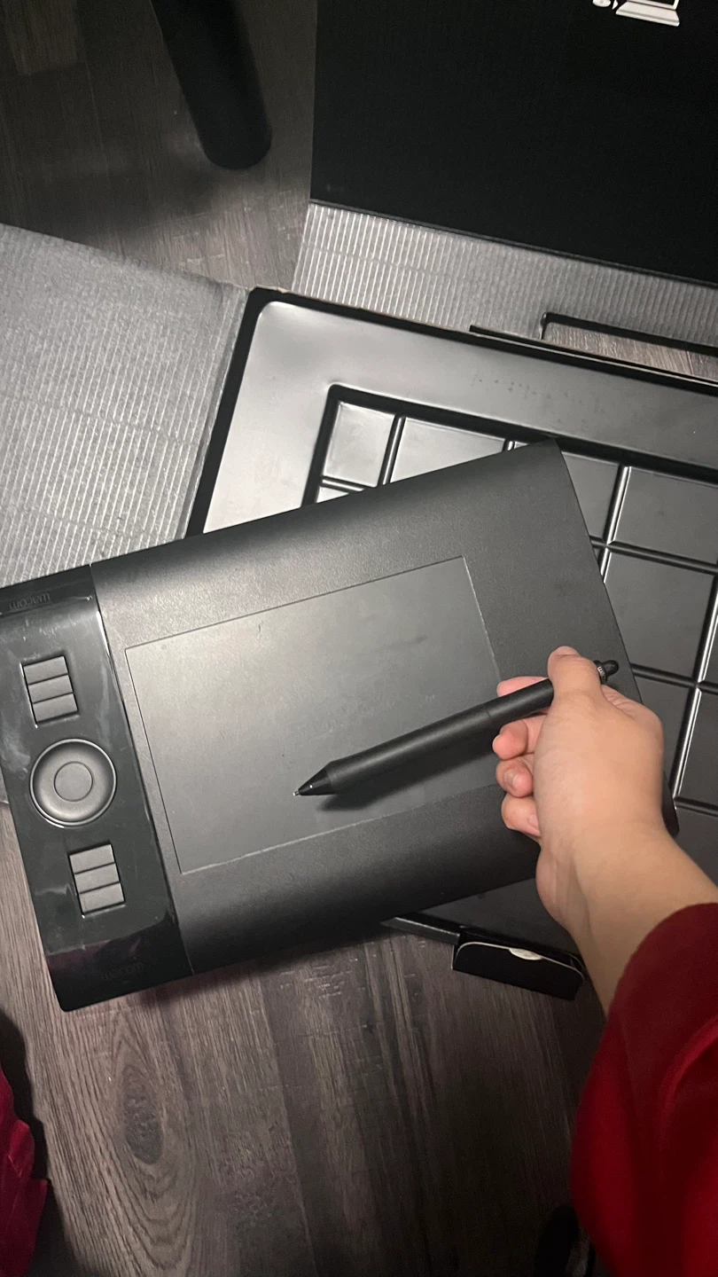 Wacom Intuos4 Drawing Tablet - photo 4