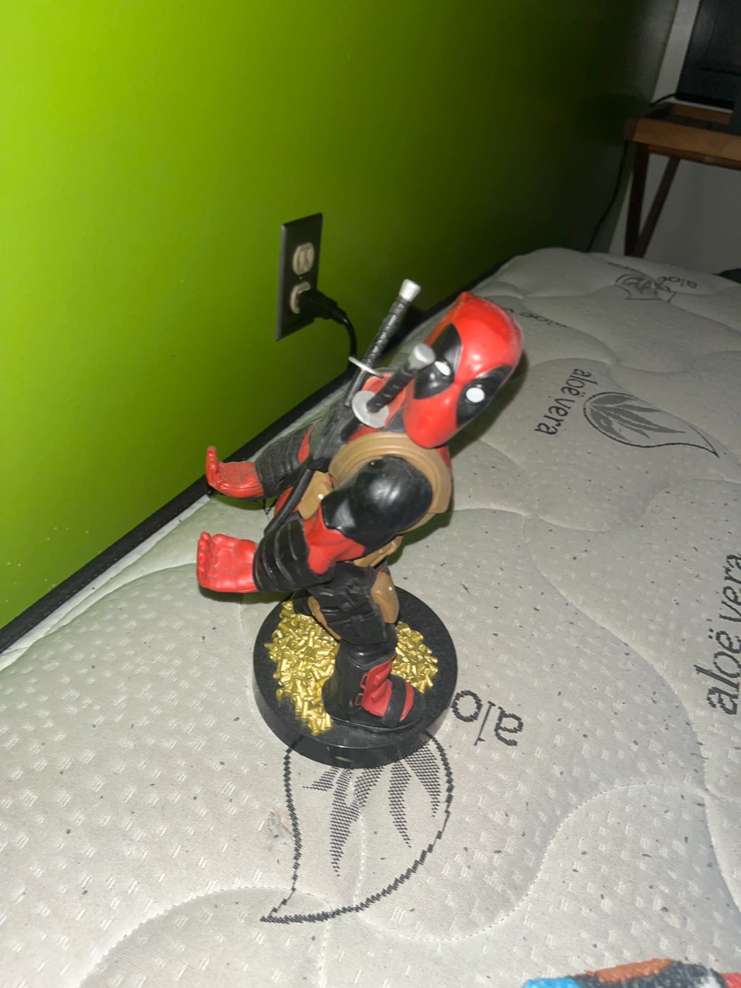 Deadpool Figurine Action Figure - photo 3