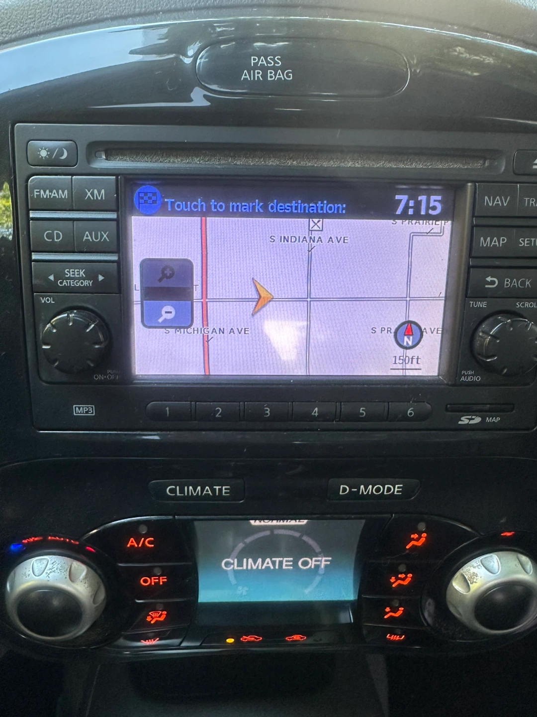 Black Nissan Juke SV 2013 98k miles - photo 4