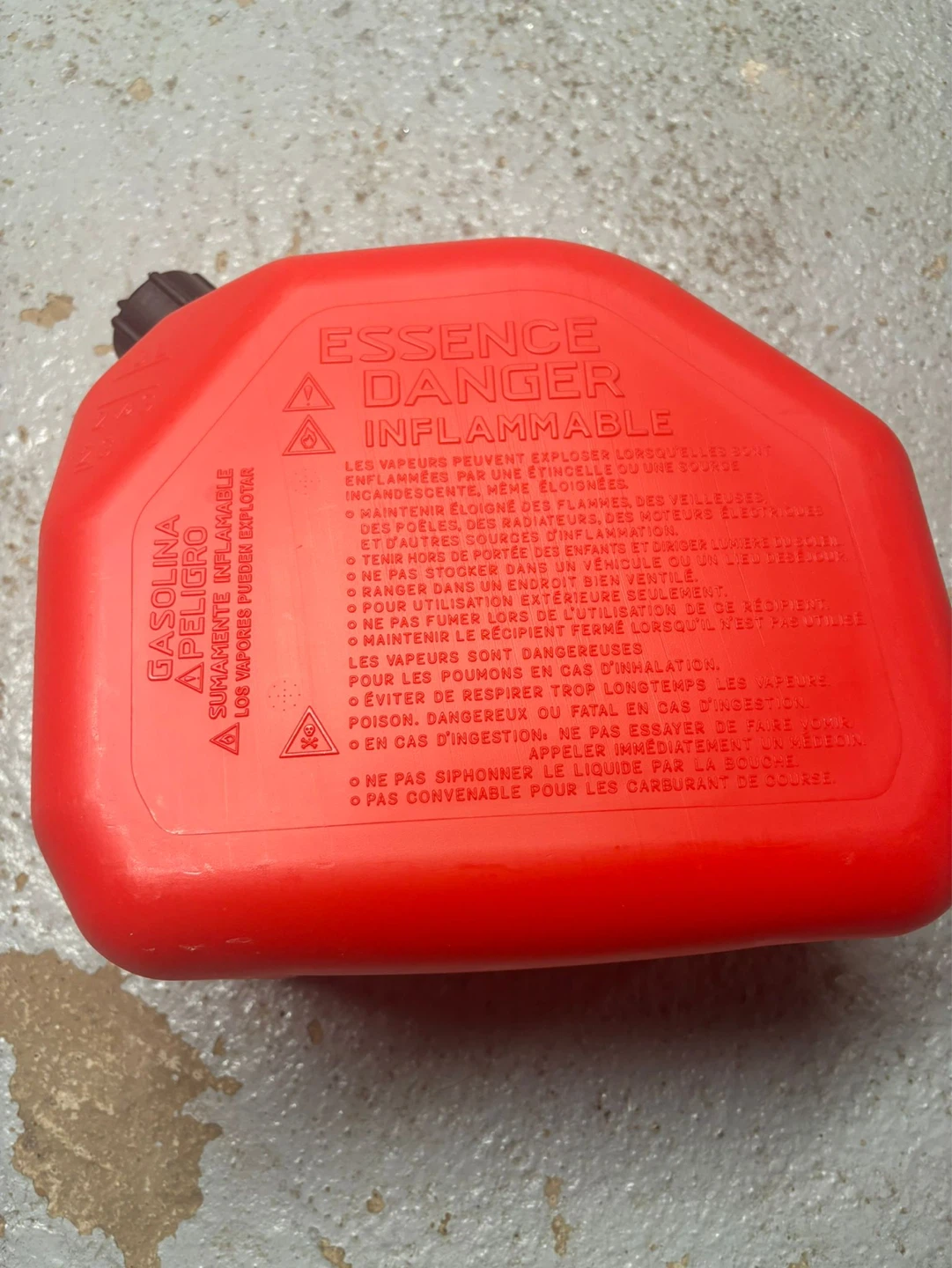 Red Plastic Fuel Gas Can