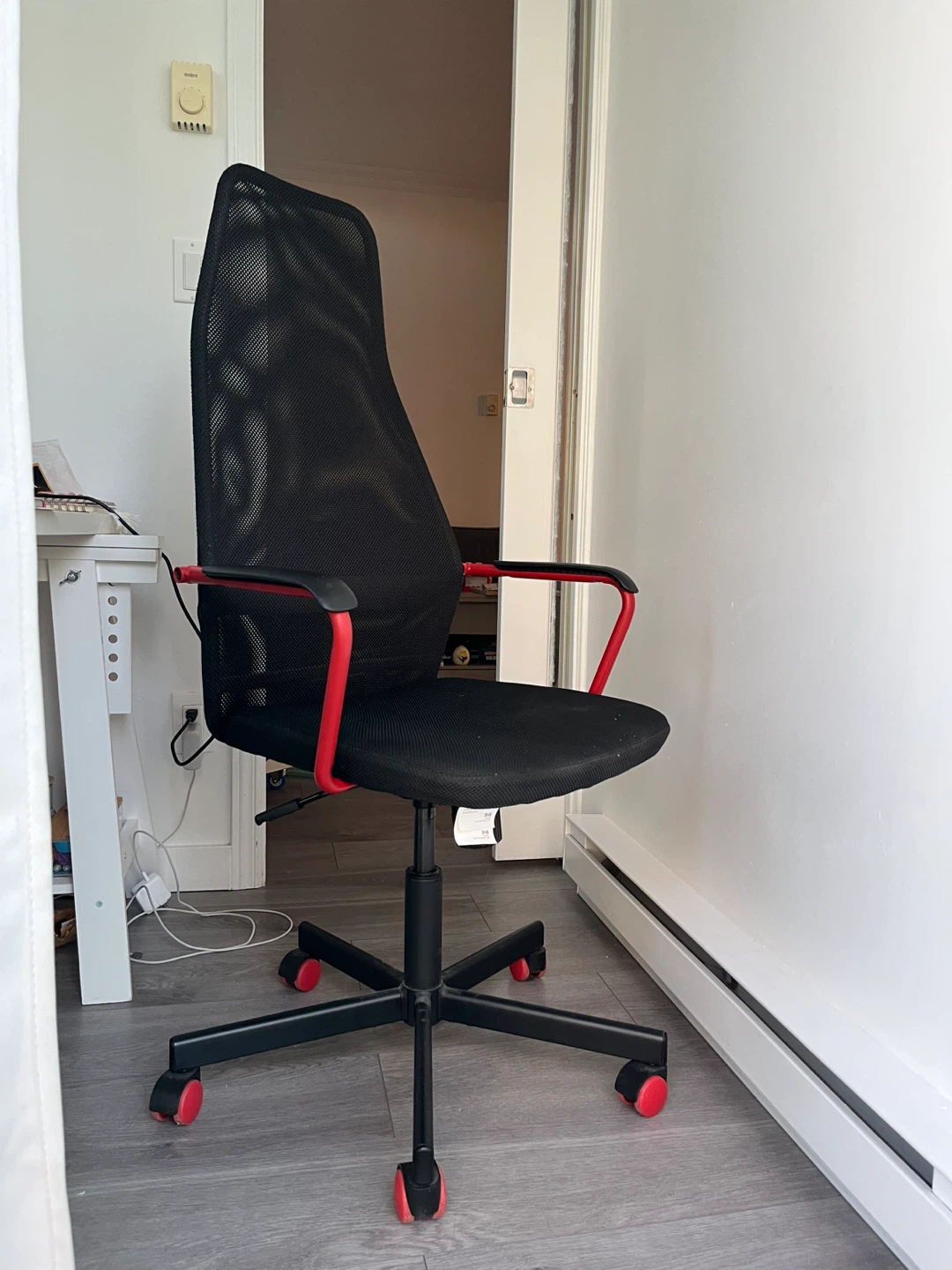 Ikea HUVUDSPELARE gaming chair - photo 2