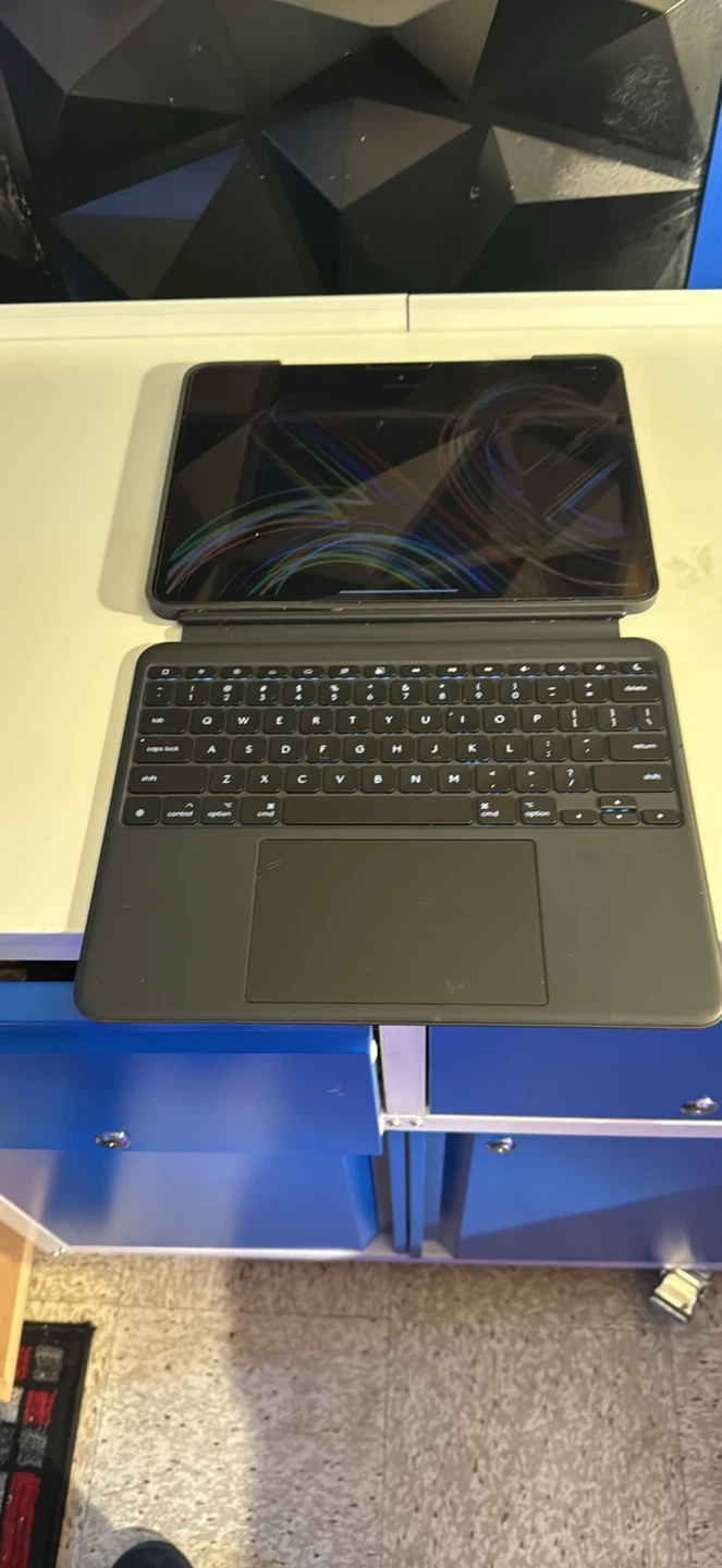 Logitech Folio Touch Keyboard Case for iPad Pro 11-inch - photo 2