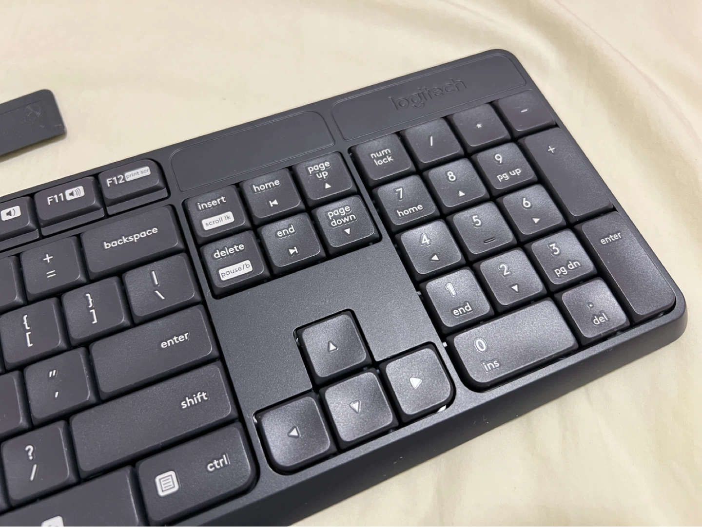 Logitech MK235 Wireless Keyboard and Mouse Combo - photo 3