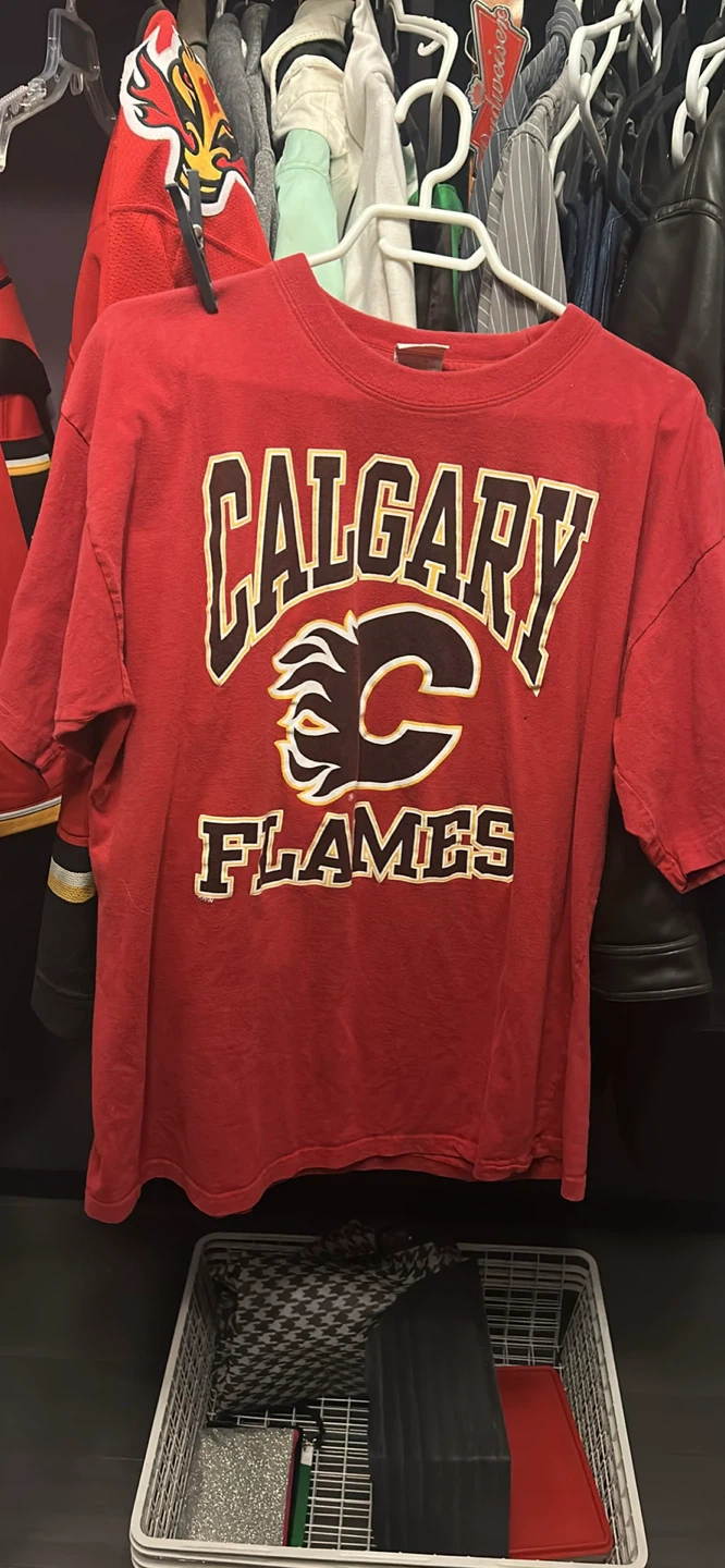Calgary Flames Men’s T-Shirt XL