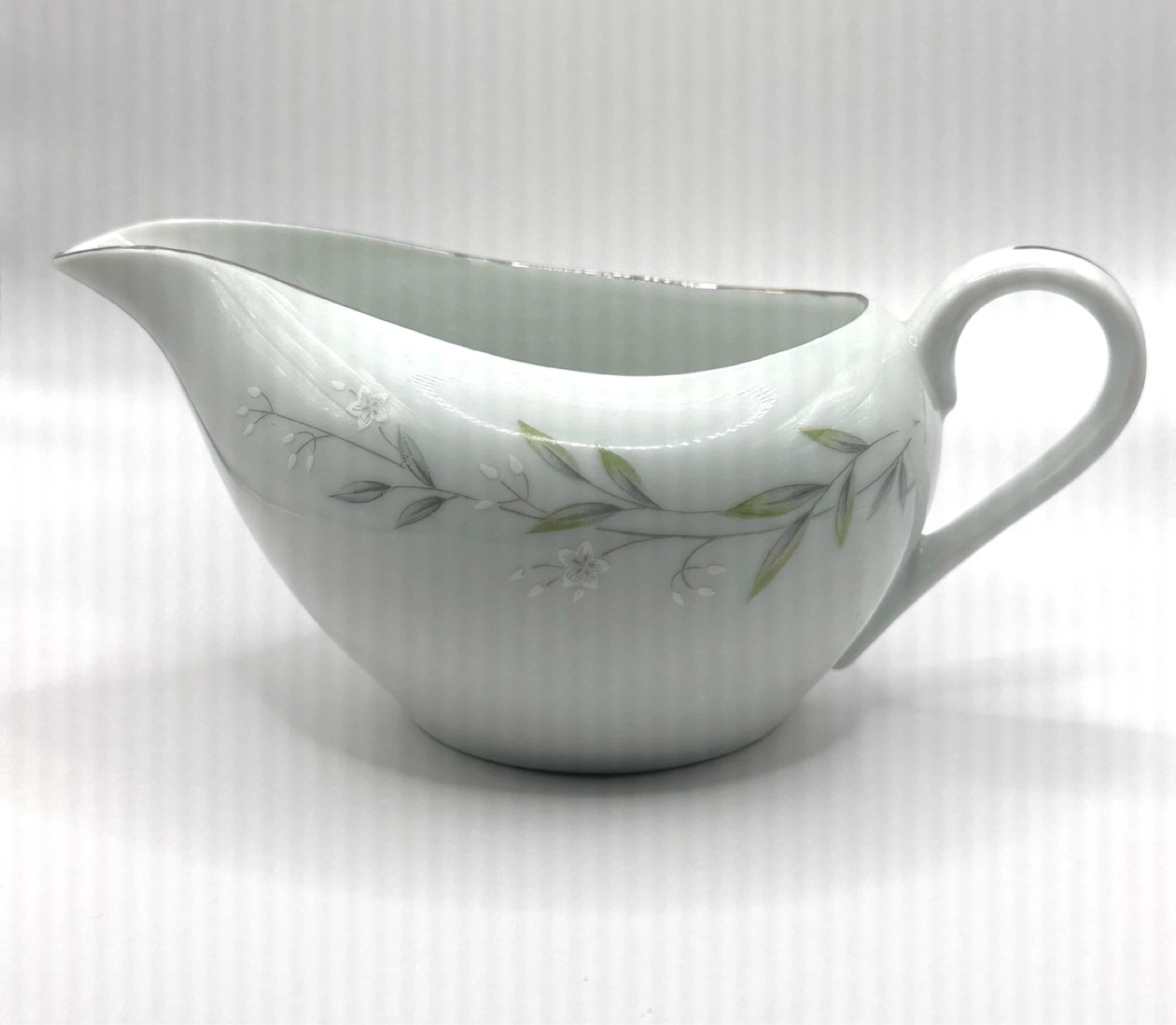 St Regis Fine China Creamer 101 White Flowers Silver Trim