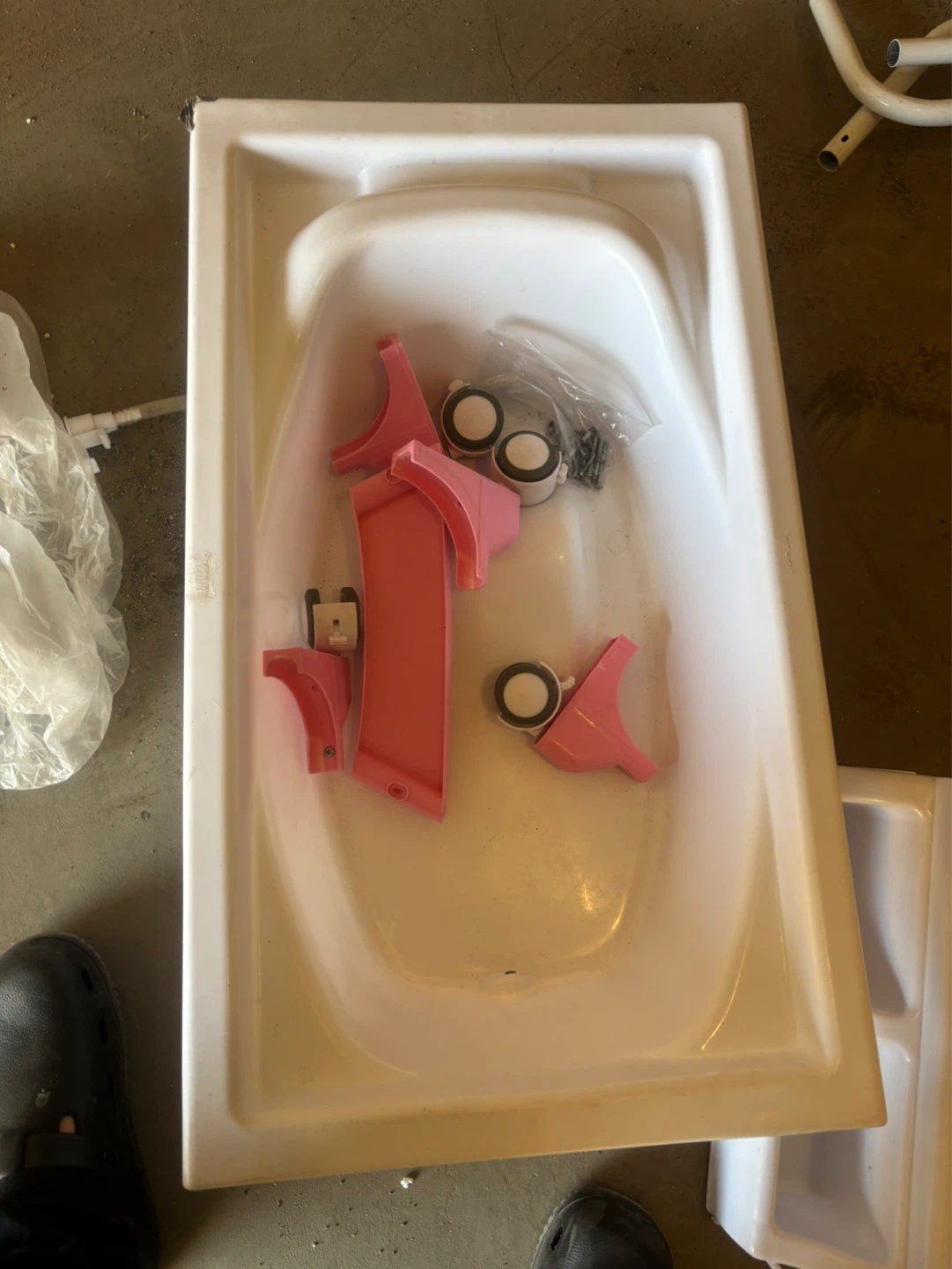 White Baby Bath Tub with Accessories - photo 3