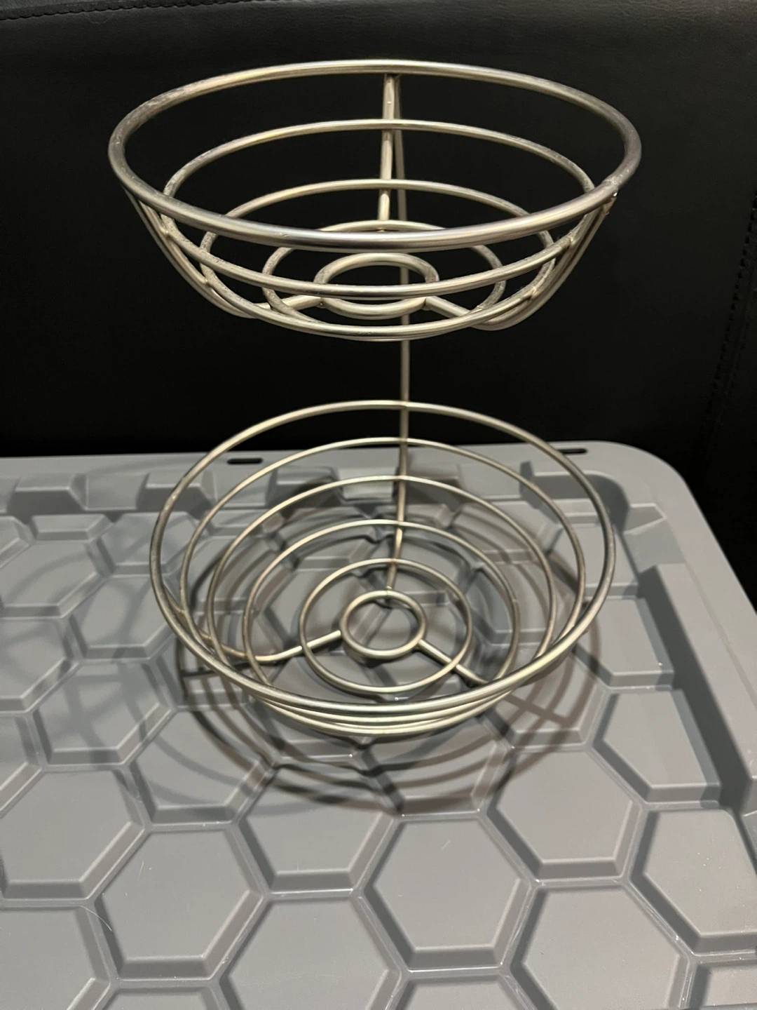 2-tier metal fruit basket