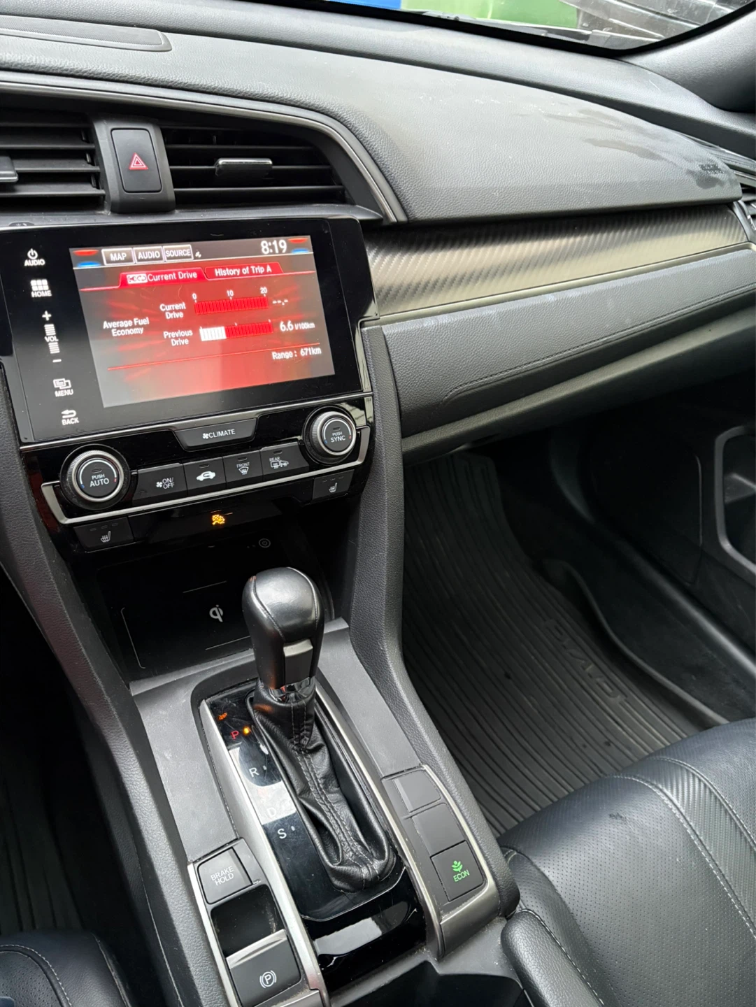 2018 Honda Civic Hatchback - photo 5