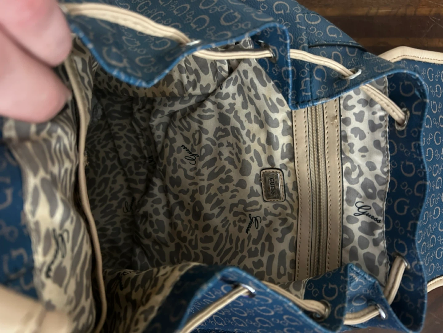 Guess Logo Print Backpack - photo 2