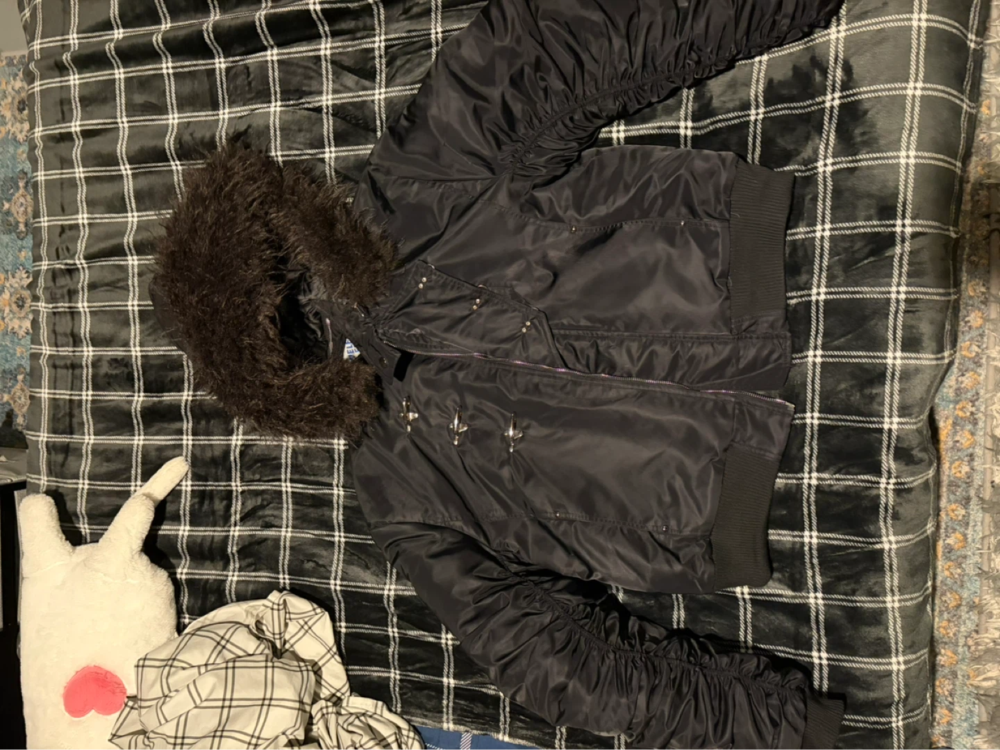 Men’s Black Faux Fur Lining Coat (Cropped Fit)