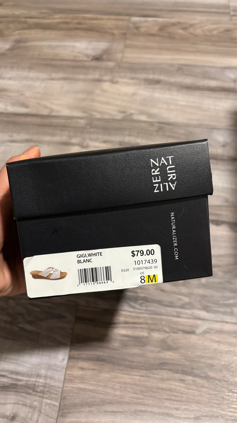 Brand New Naturalizer White Sandals - Size 8M
