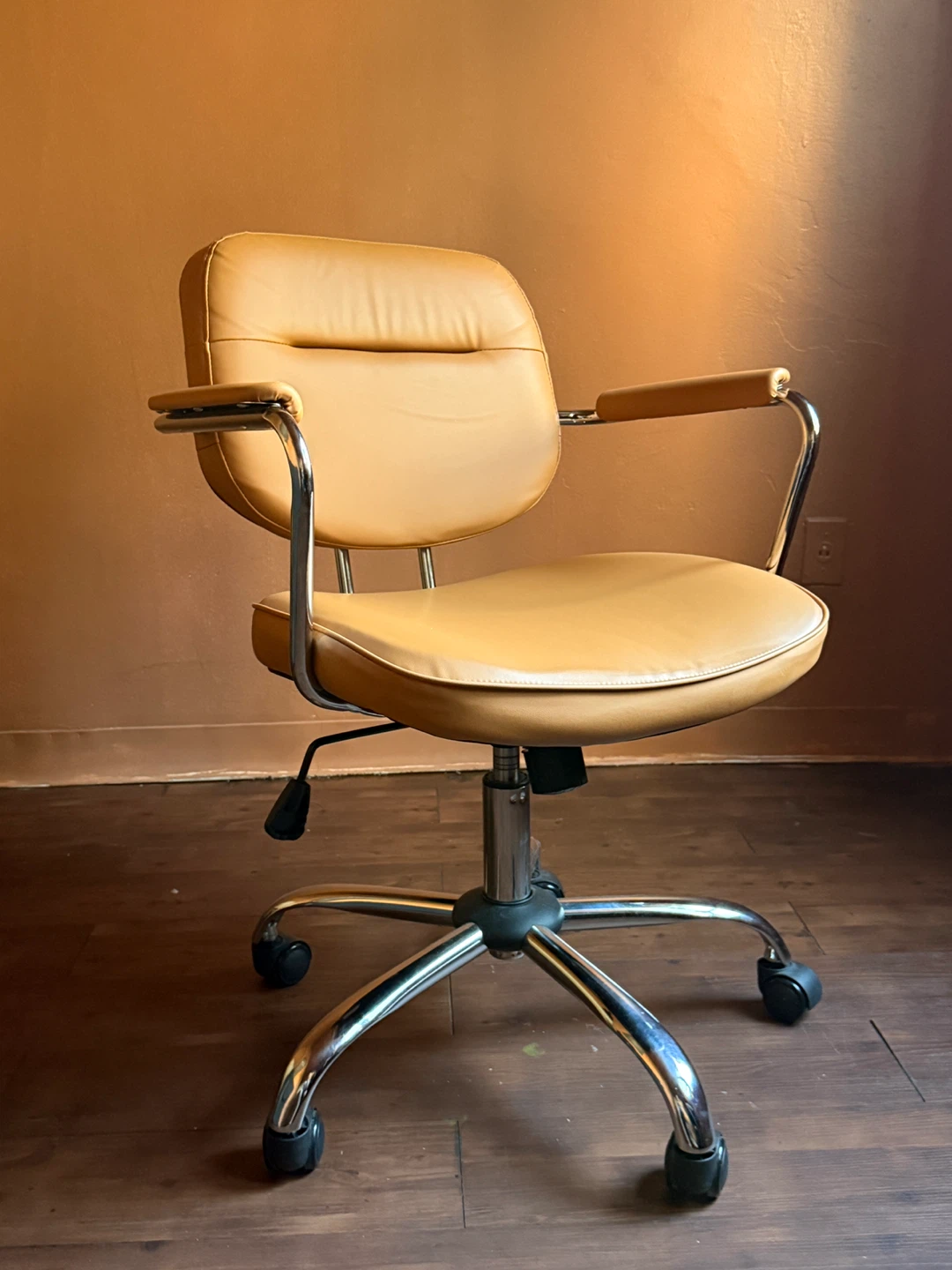 VASAGLE Office Chair - Tan Faux Leather