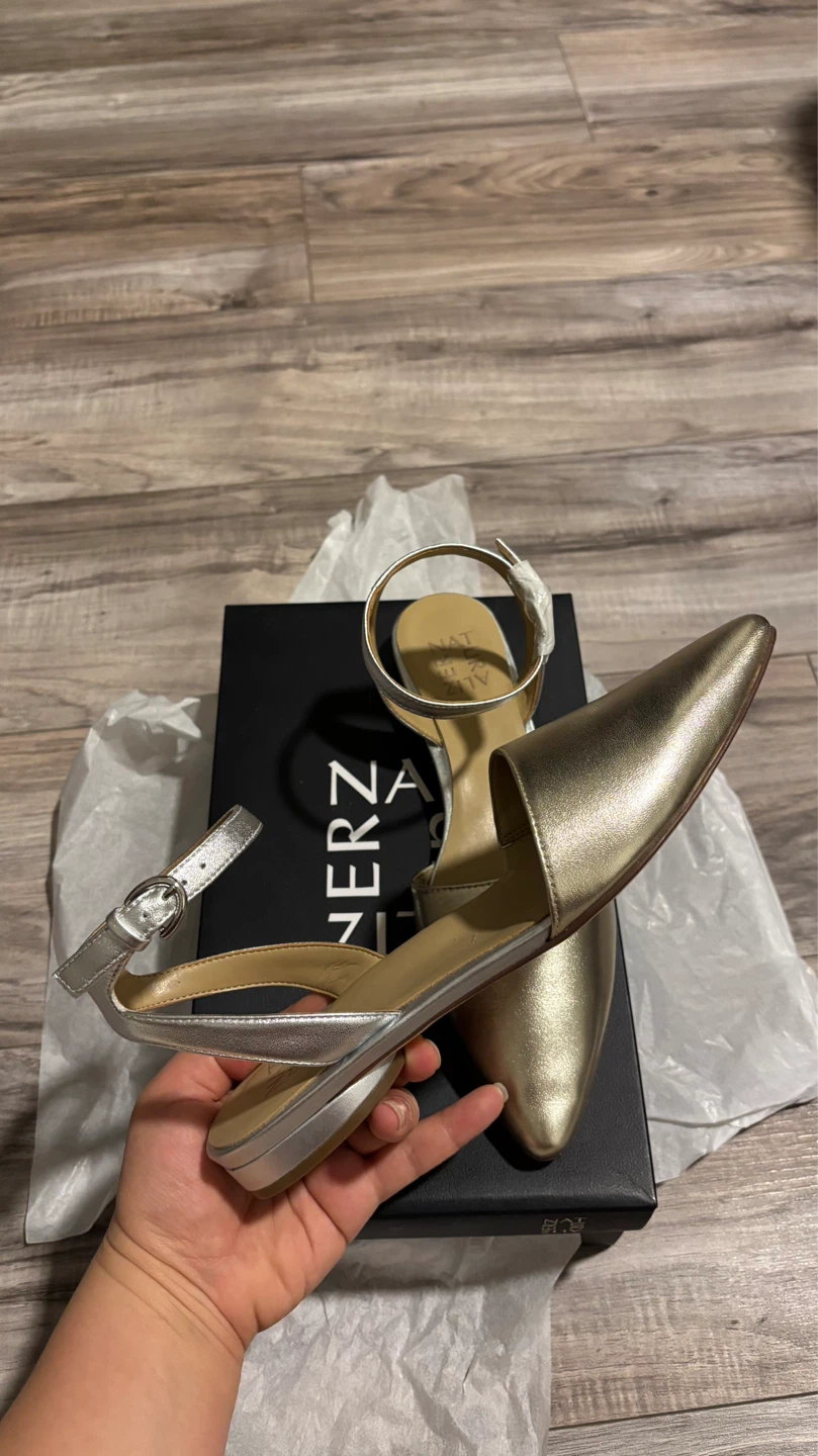 Brand New Naturalizer Gold & Silver leather shoes Size 8