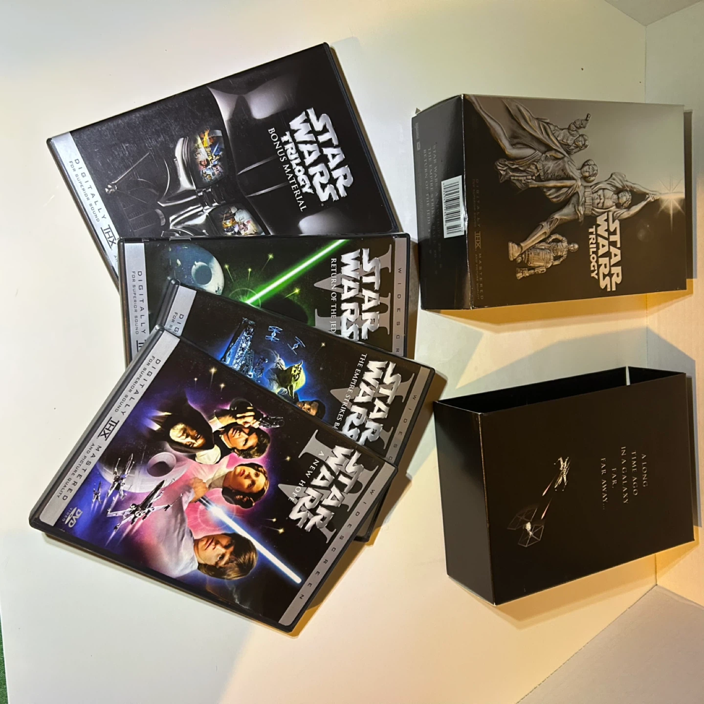 Star Wars Trilogy DVD Set - photo 5