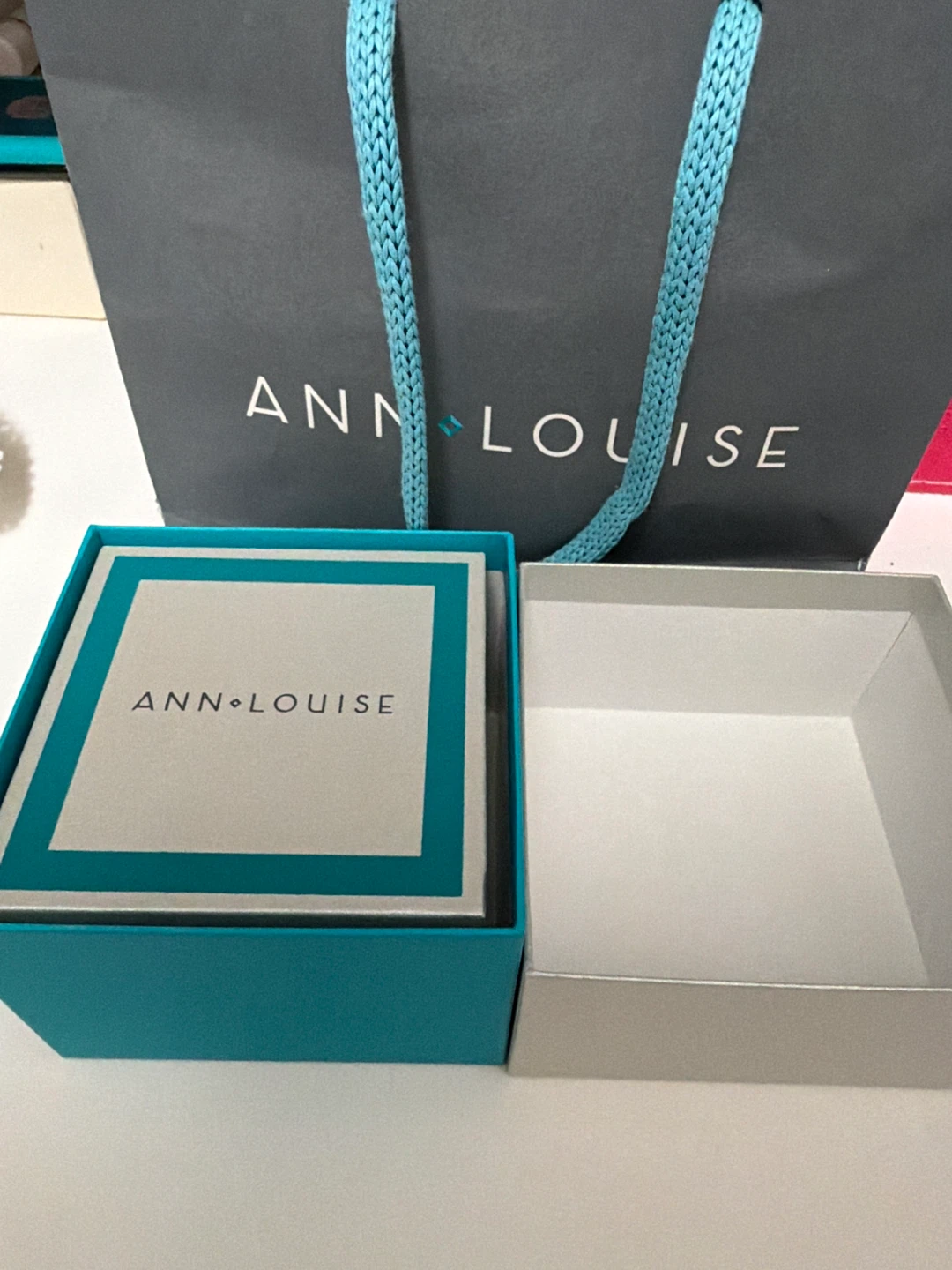 Ann Louise Diamond Heart Ribbon Necklace in 10K White Gold - photo 3