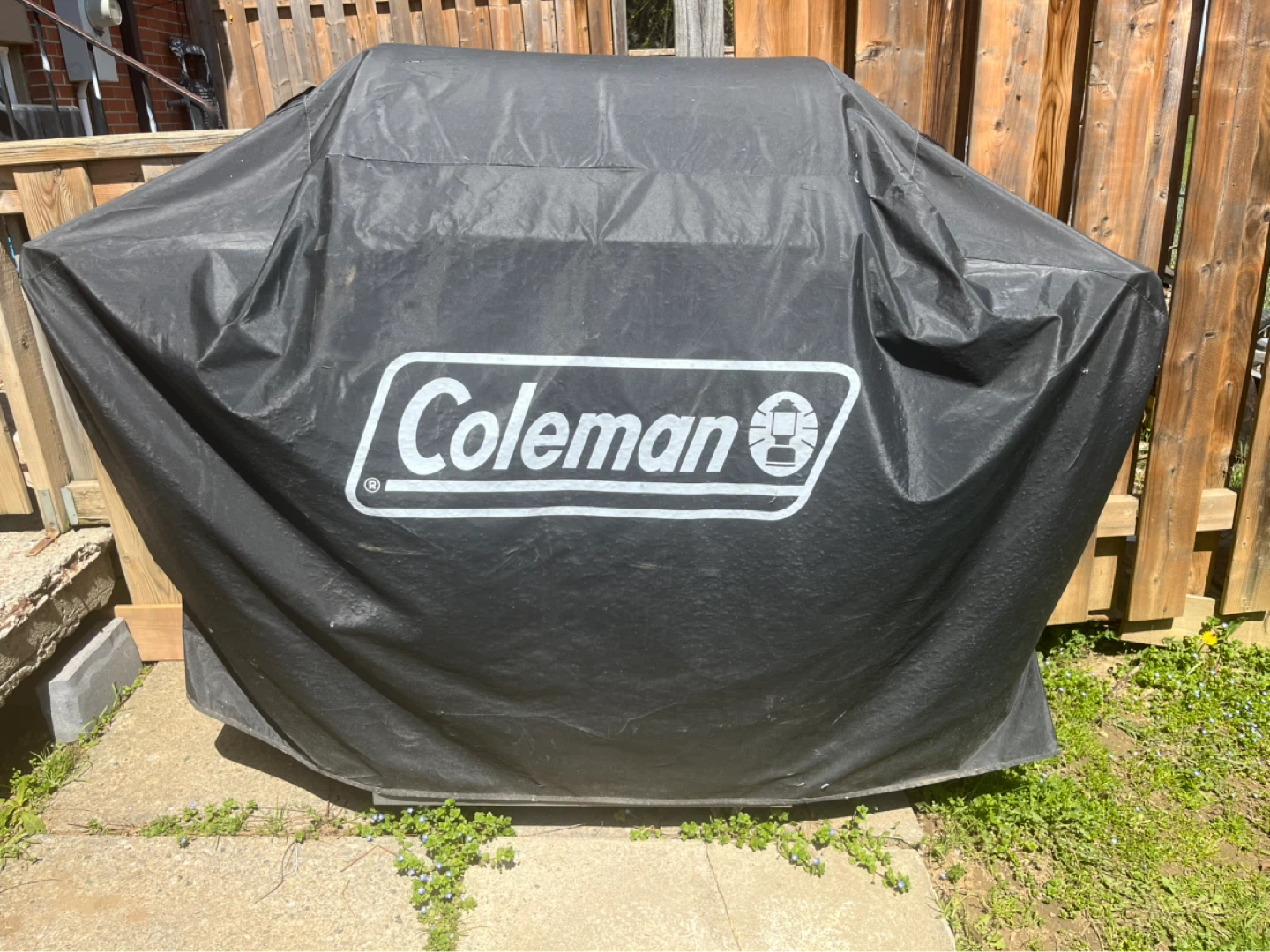 Coleman EvenHeat 3-Burner Propane BBQ,with Side Burner & Cover - photo 2