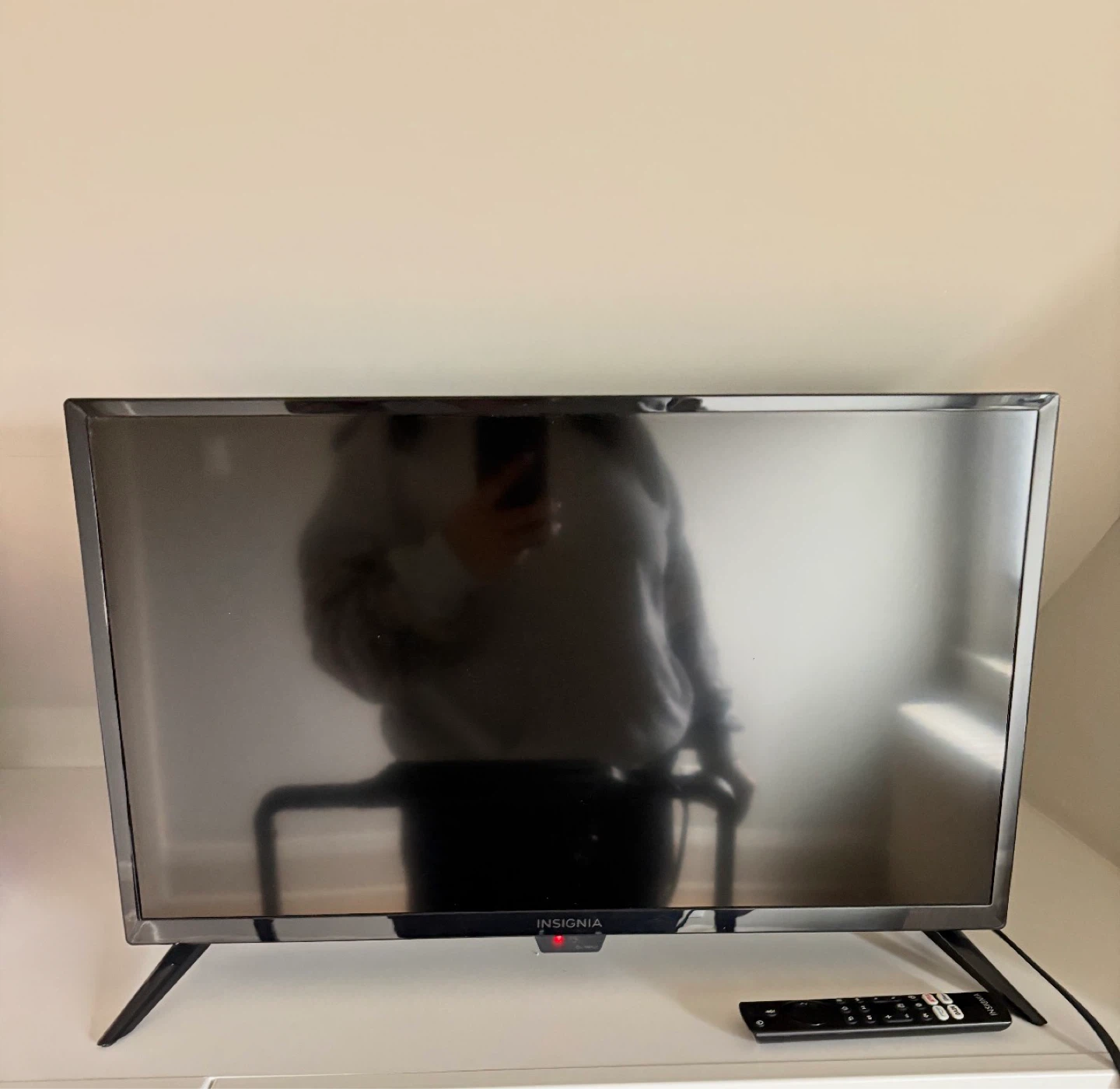 Insignia 32-inch LED TV