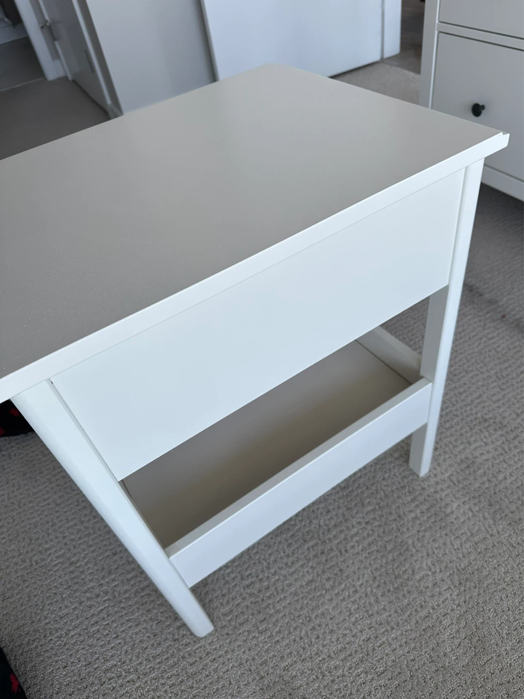 Ikea Tyssedal nıghtstand *Like new - photo 5