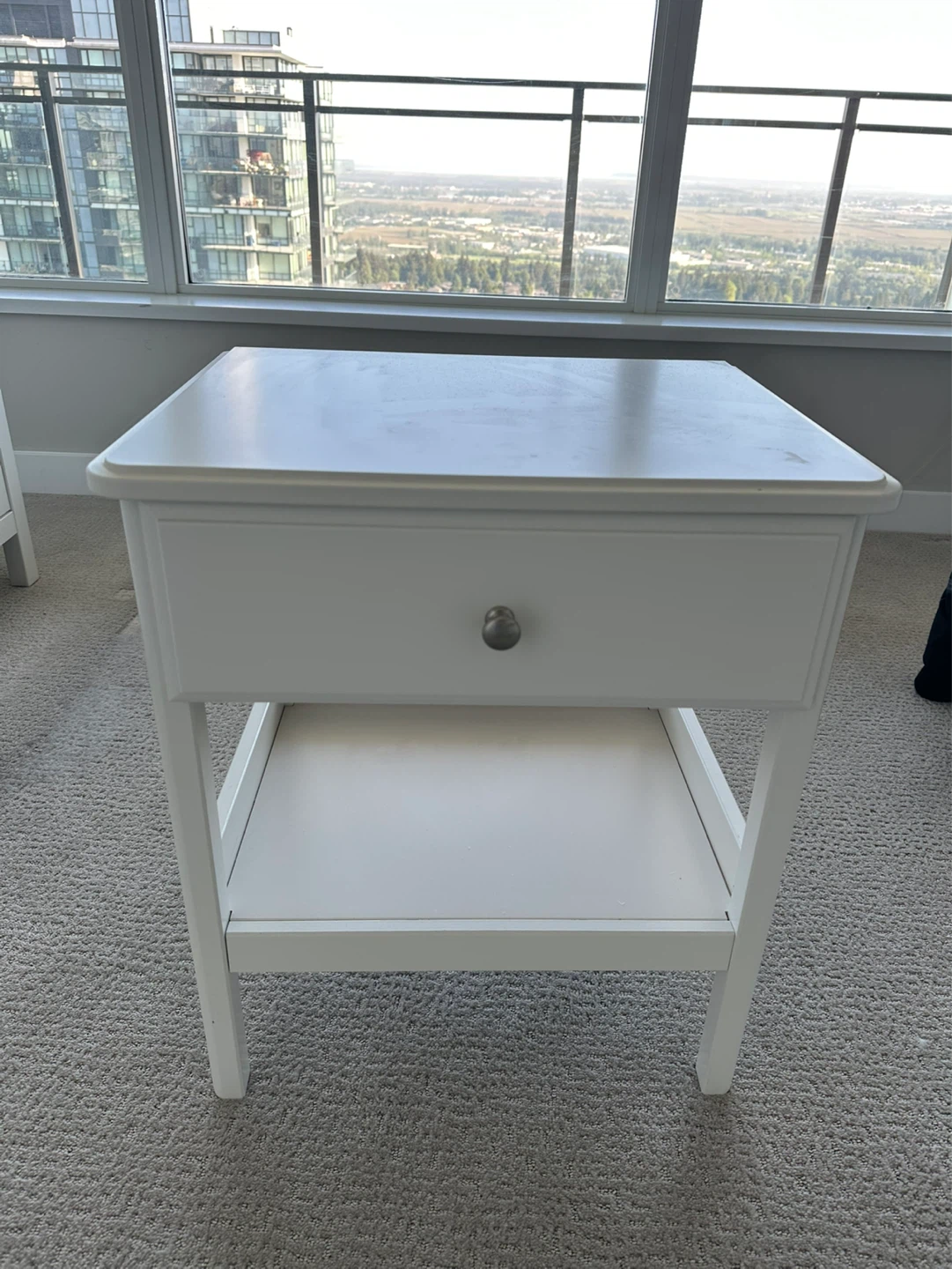 Ikea Tyssedal nıghtstand *Like new