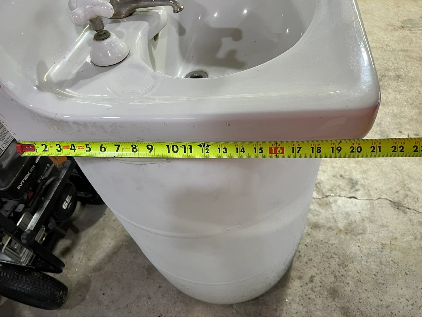 White Ceramic Pedestal Sink with Faucet - photo 2
