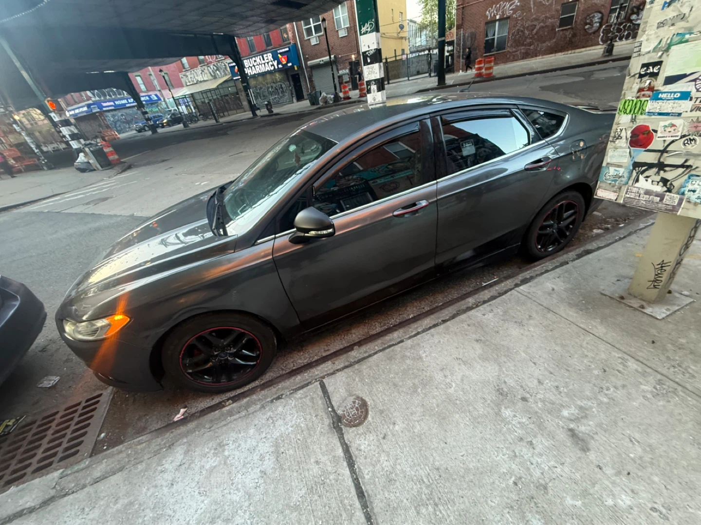 2017 Ford Fusion SE Sedan - photo 3