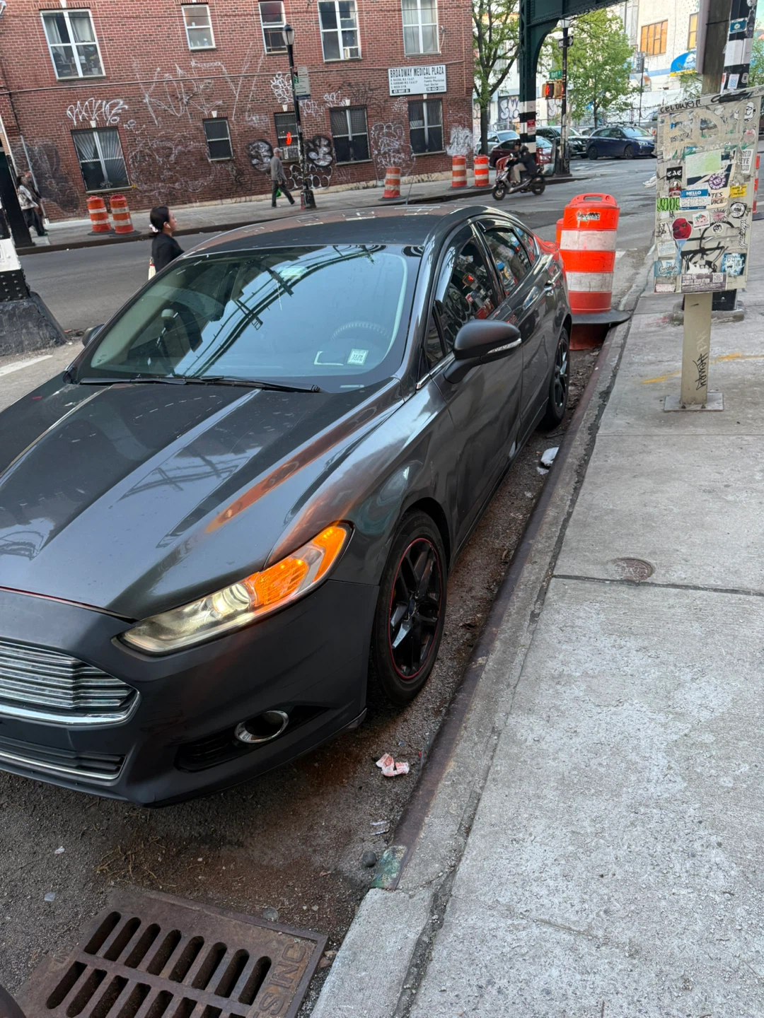 2017 Ford Fusion SE Sedan - photo 4