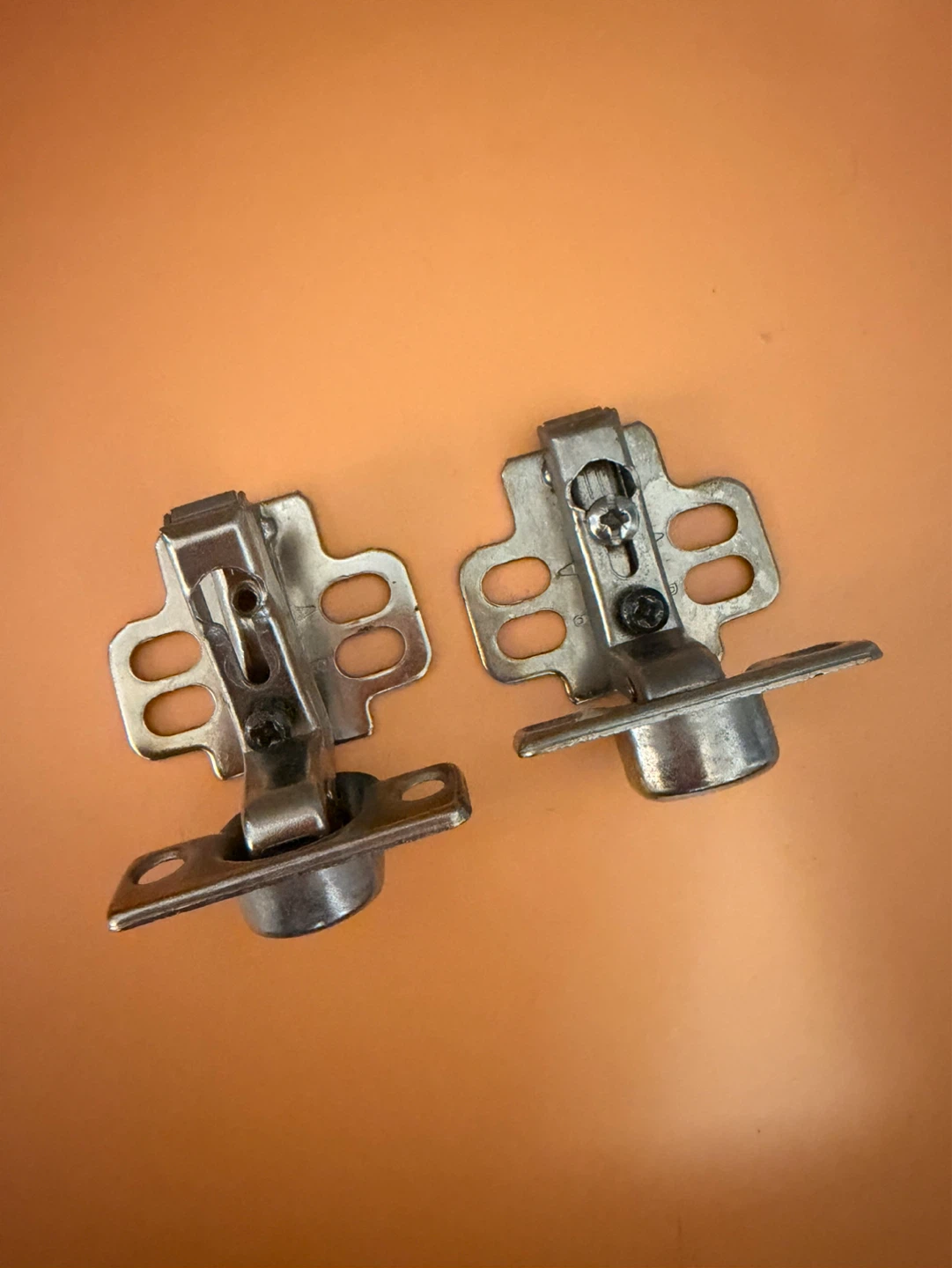 Cabinet Hinges - Set of 2 - photo 3