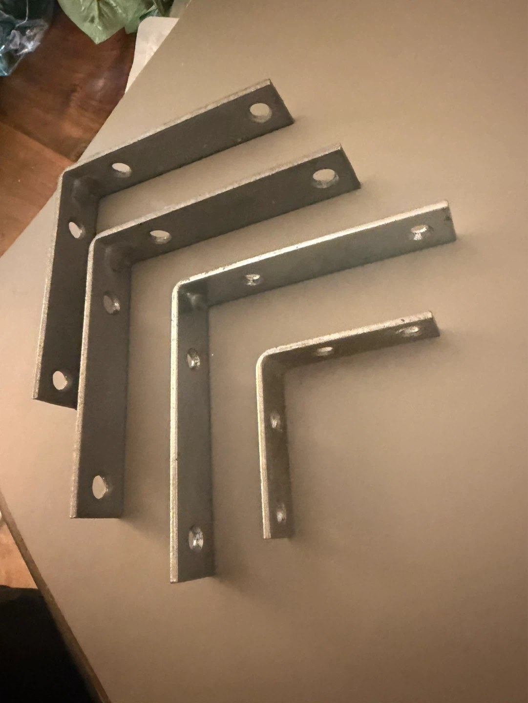 Metal L Brackets for Shelving