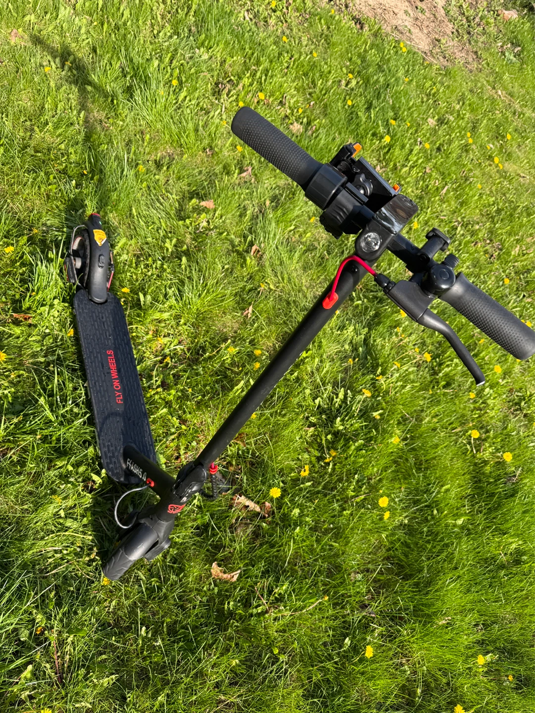 Fly on Wheels "Flashes 5.0" Electric Scooter - photo 2