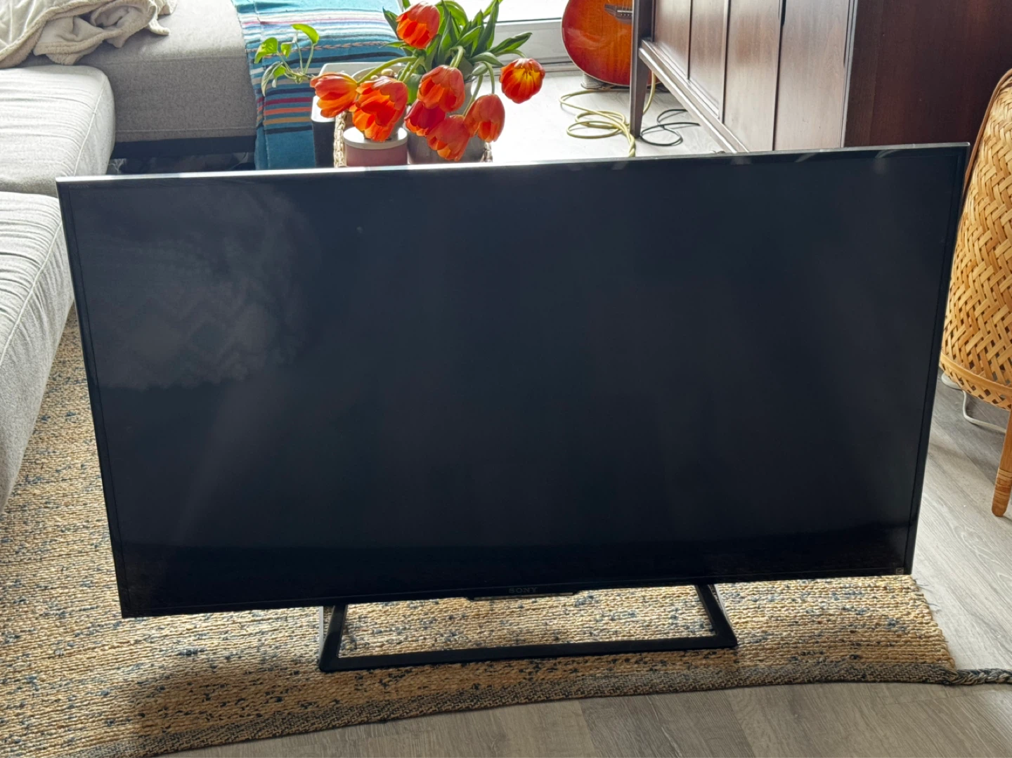Sony KDL-48R550C 48-inch HD Smart TV