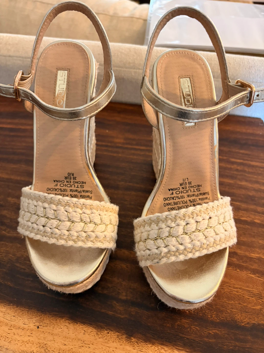 STUDIO F Gold Wedge Espadrille Sandals Size 35 - photo 2
