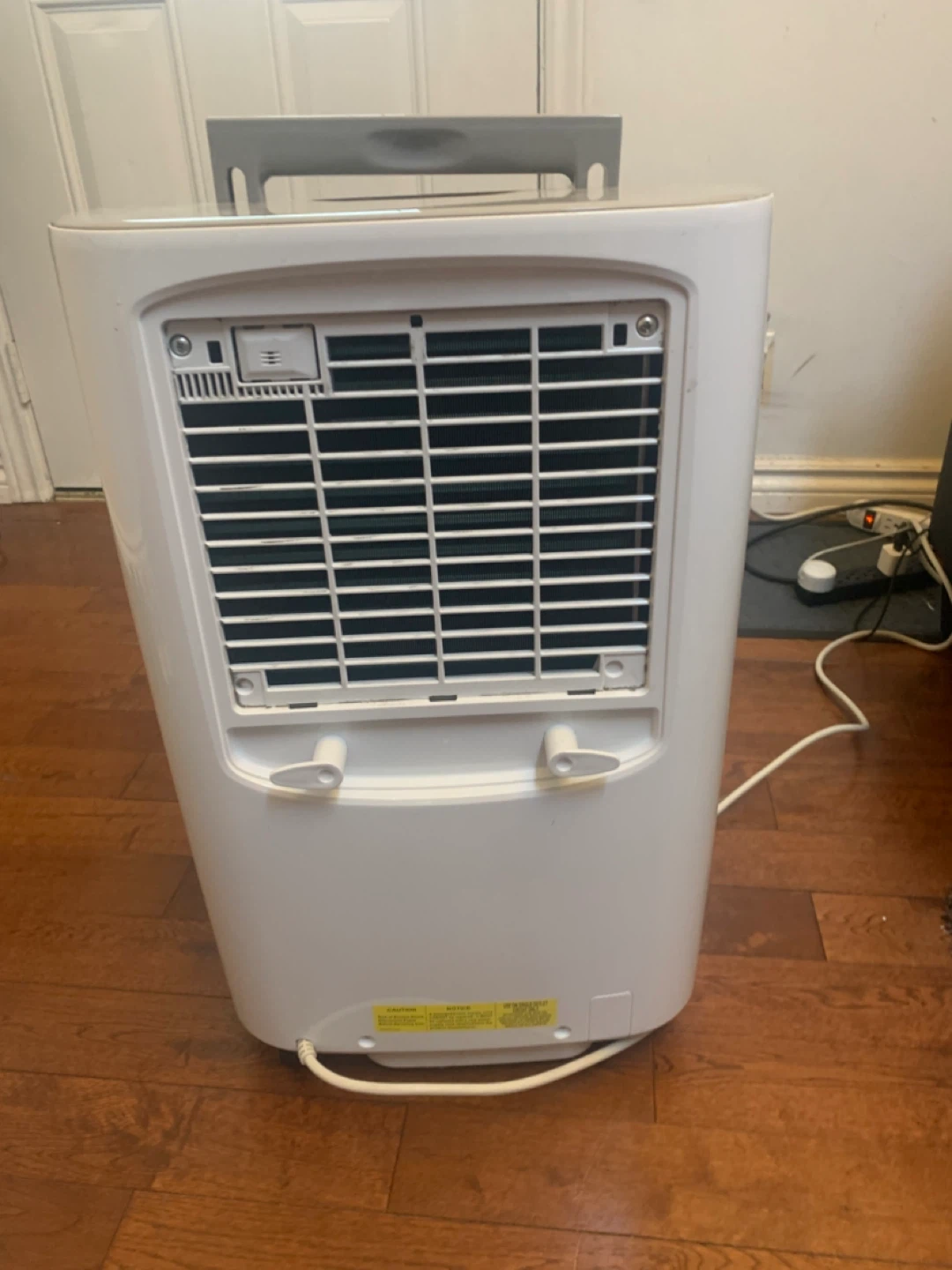 Frigidaire Dehumidifier - photo 5