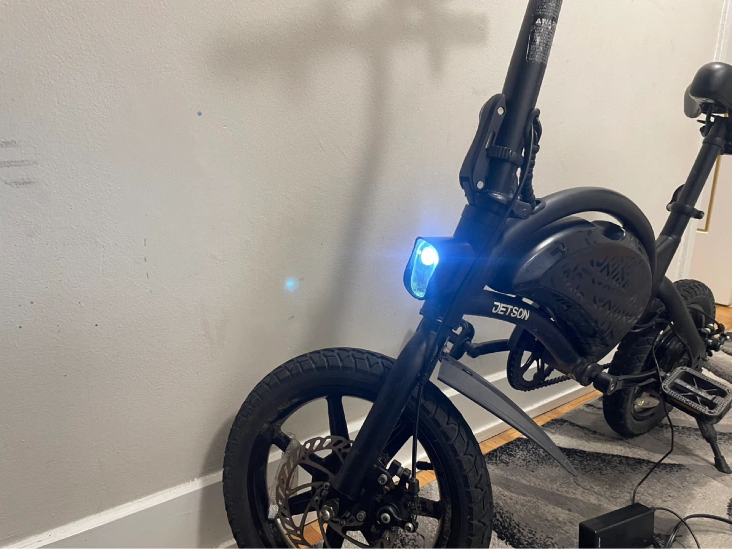 ⚡ Jetson Bolt E-Bike - Powerful Motor & Foldable Design 🚲 - photo 5