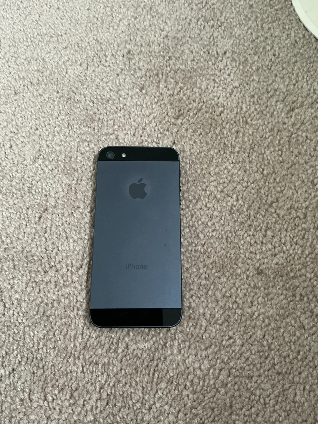 Apple iPhone 5 that says iPhone is disabled - photo 3