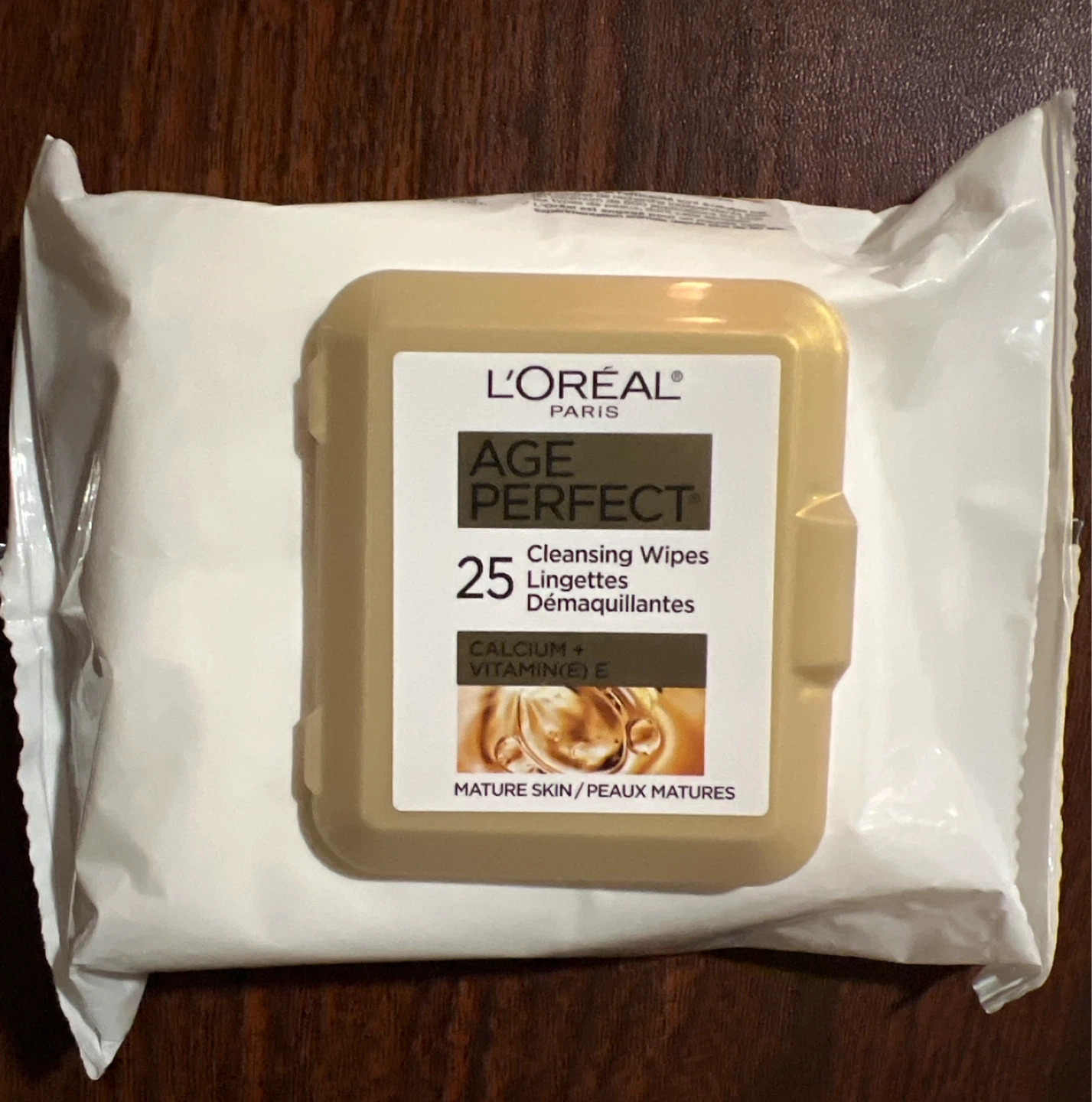 L'Oréal Paris Age Perfect Cleansing Wipes (25 Count)