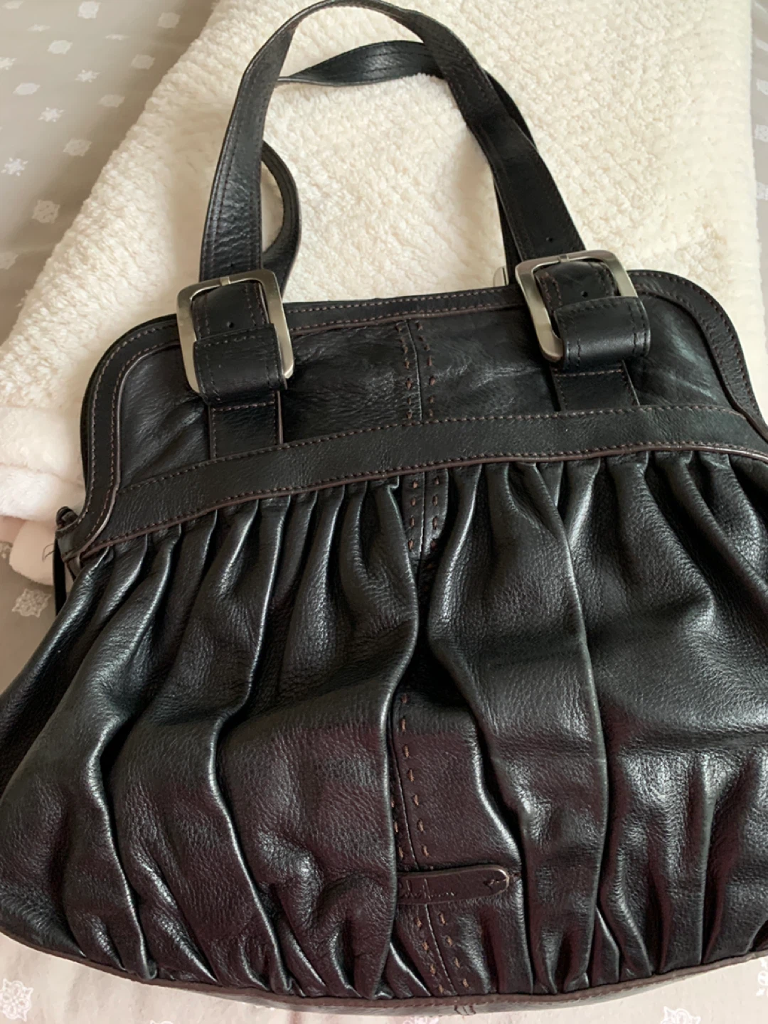 Cole Haan Black Leather Gathered Shoulder Bag - photo 3