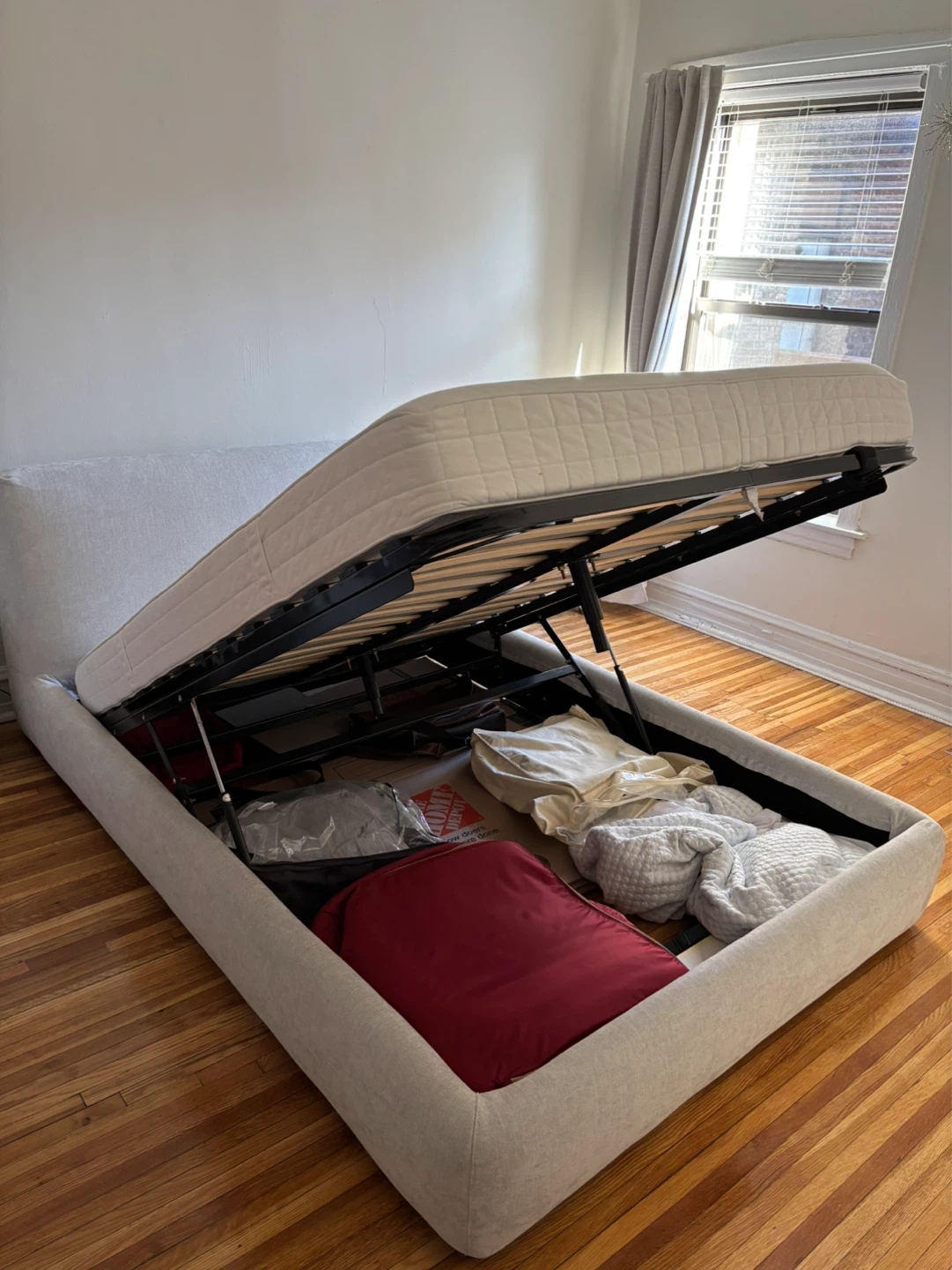 Storage Bed Frame with Lift-Up Mattress Base - photo 2