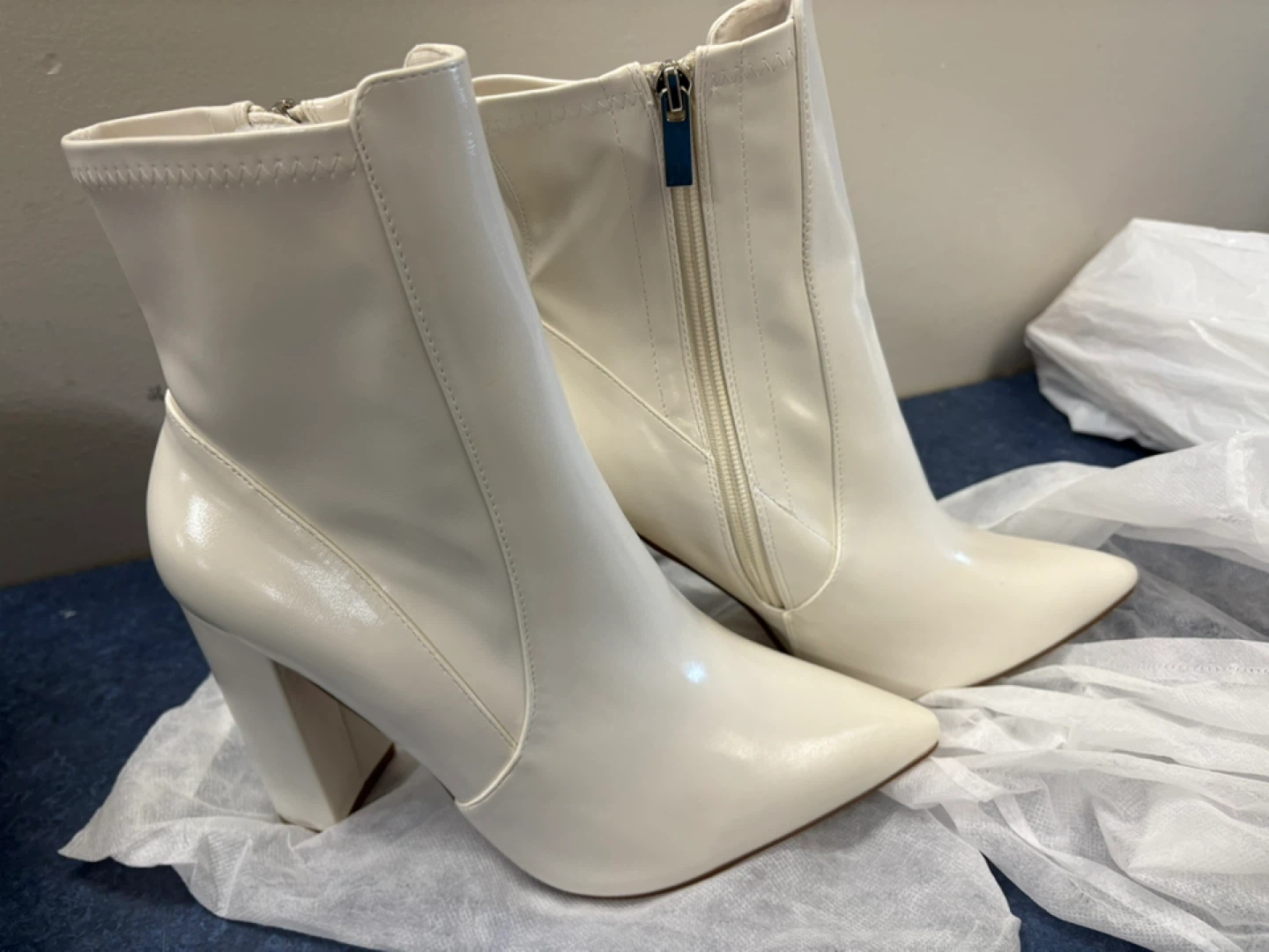White Ankle Boots - photo 4