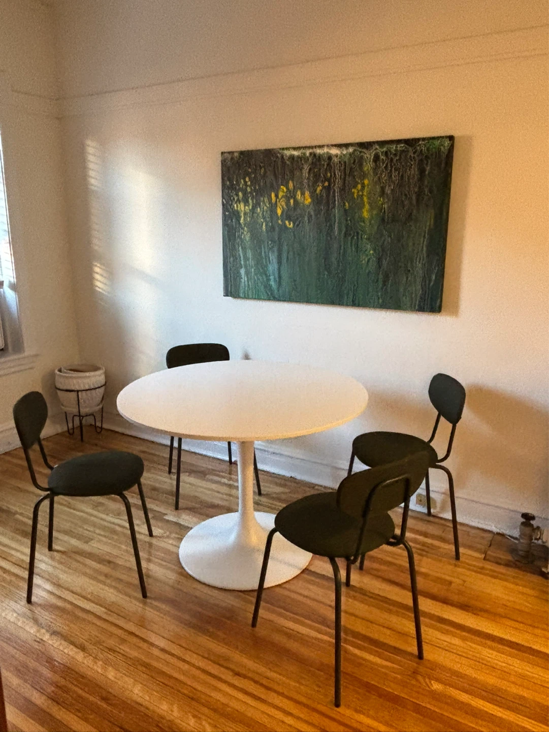 White Tulip Style Dining Table with 4 green Chairs