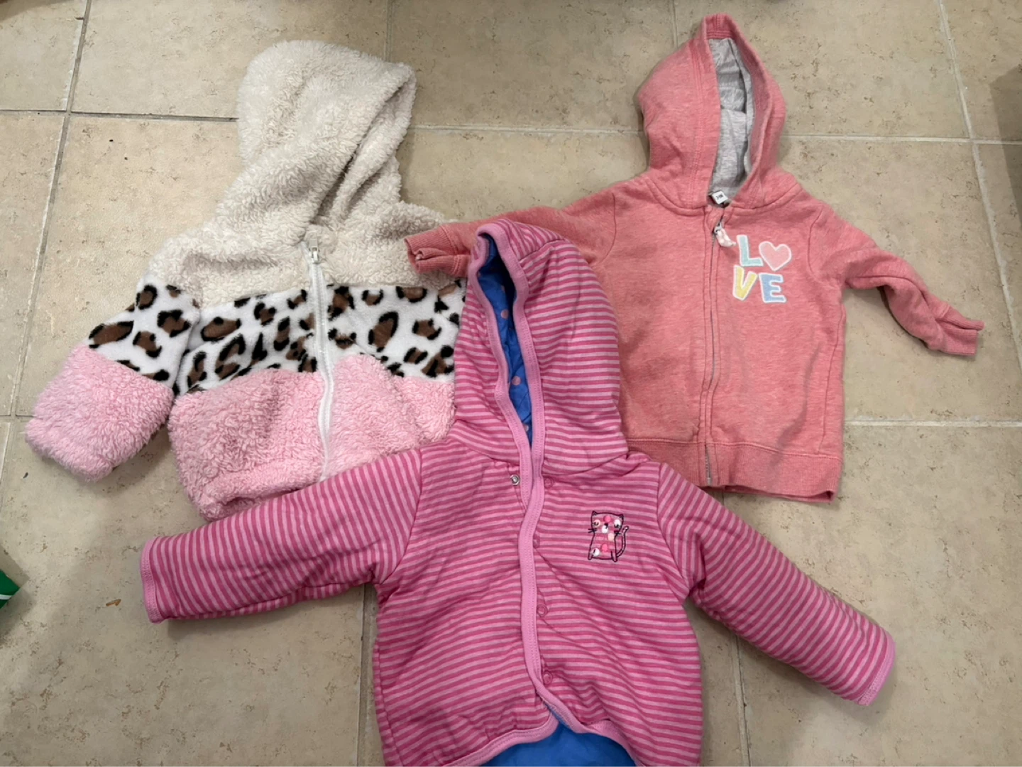 Bundle of 3 girls' hoodies 3-6m