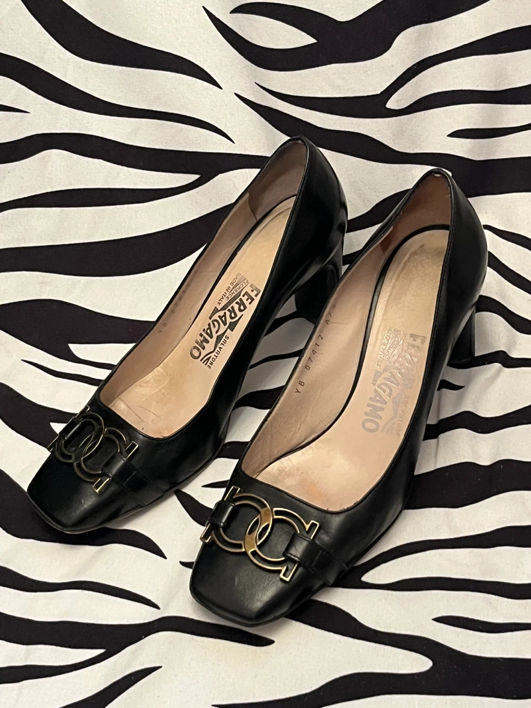 🖤 Salvatore Ferragamo Black Leather Women’s Heels Size 4.5 - photo 3