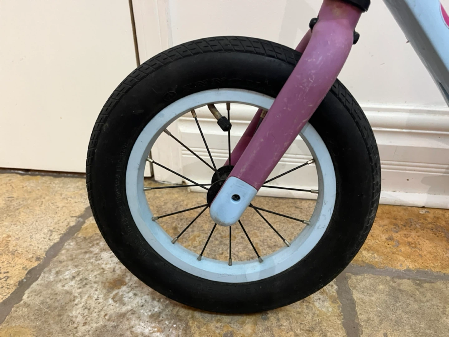 Giant - Pre Balance Bike - Pink & Blue - photo 3
