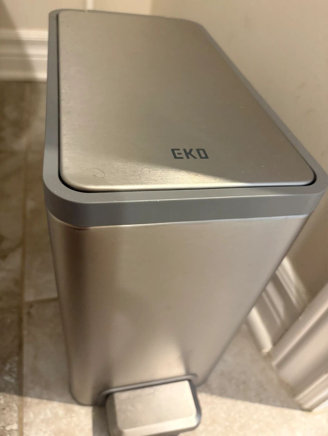 Kohler Stainless Steel Step Trash Can 47L / 13 Gallon - photo 4