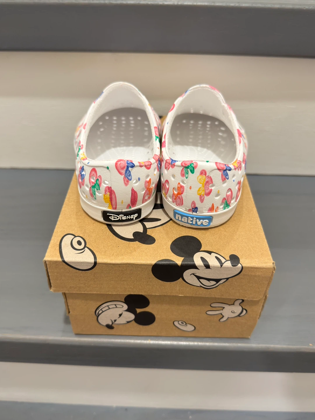 Disney Native shoes slip-on crocs size C7 - photo 3