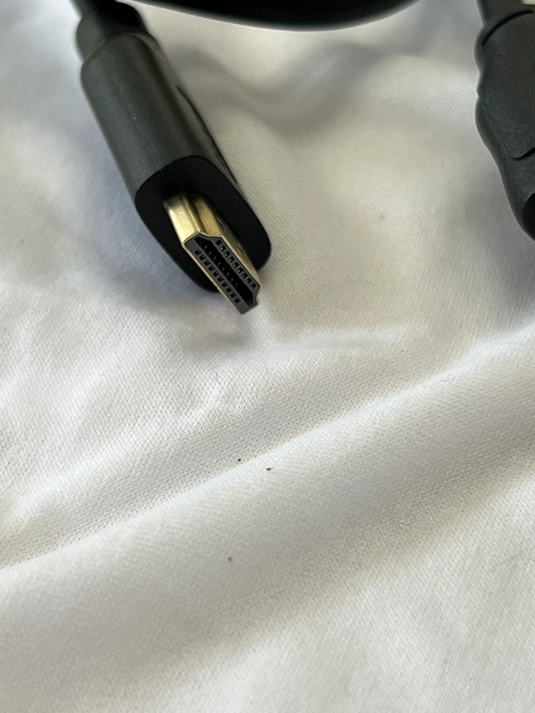 Display Port Cable - photo 4