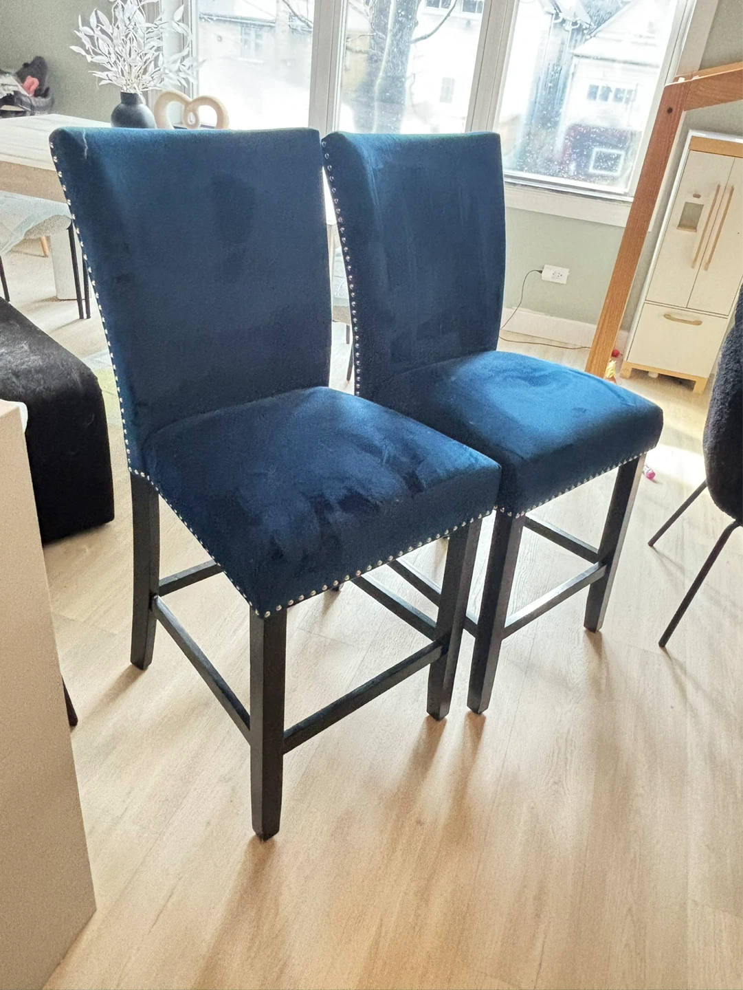 Set of 2 Blue Velvet Counter Stool Chairs