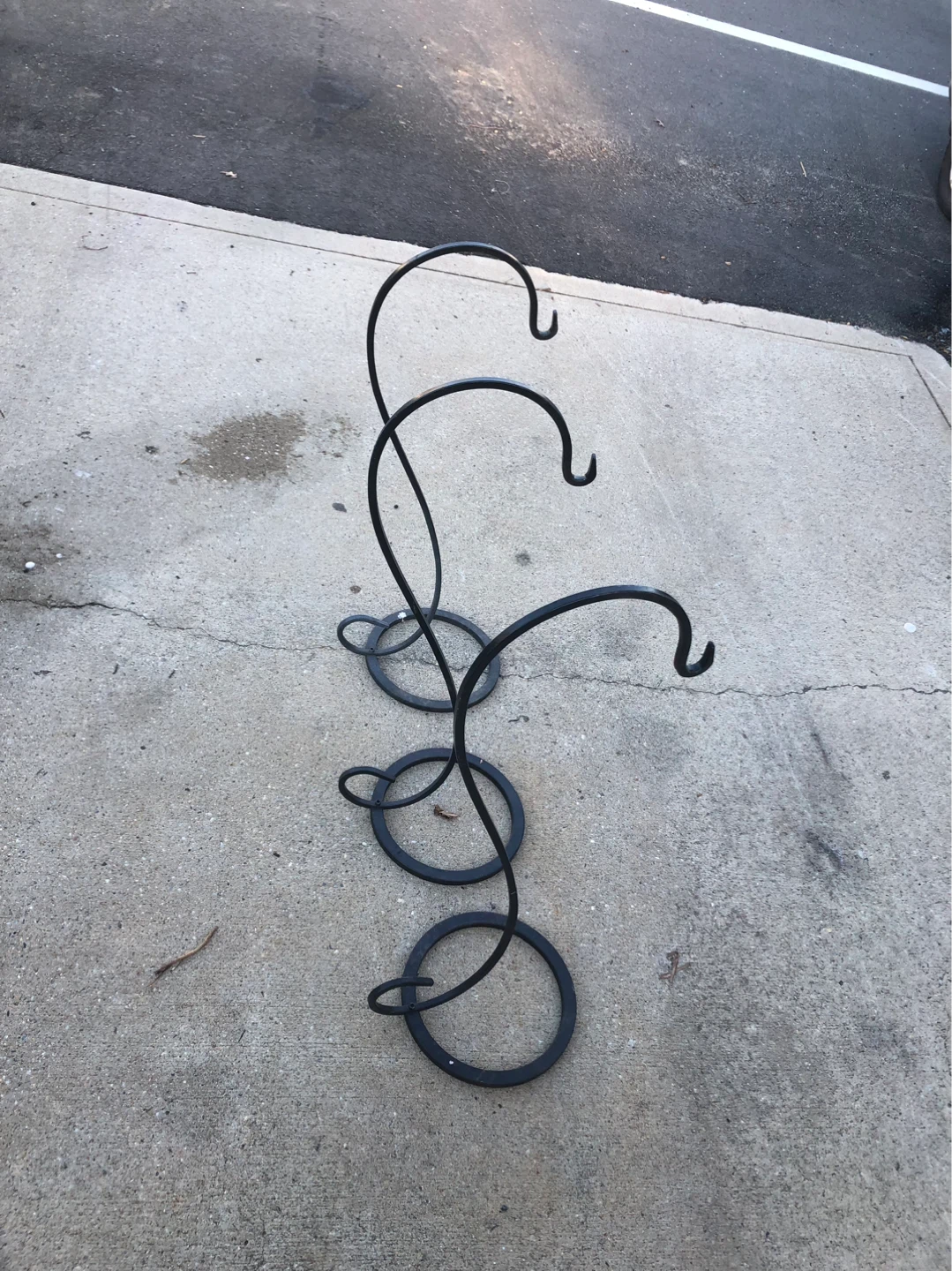 Set of 3 Black Metal Shepherd's Hooks - photo 2