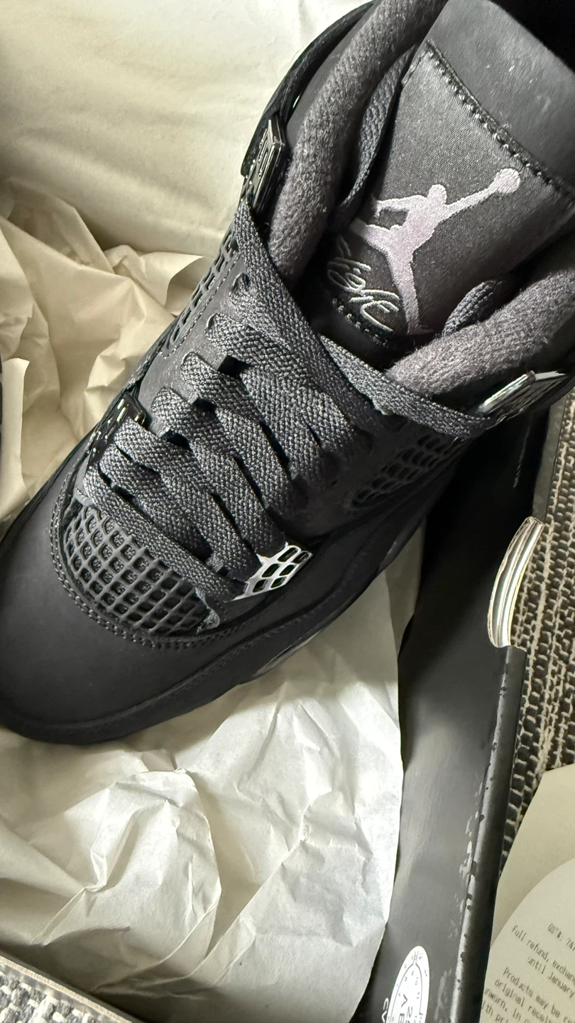 Jordan 4 Retro Black 2025  - brand new - photo 3